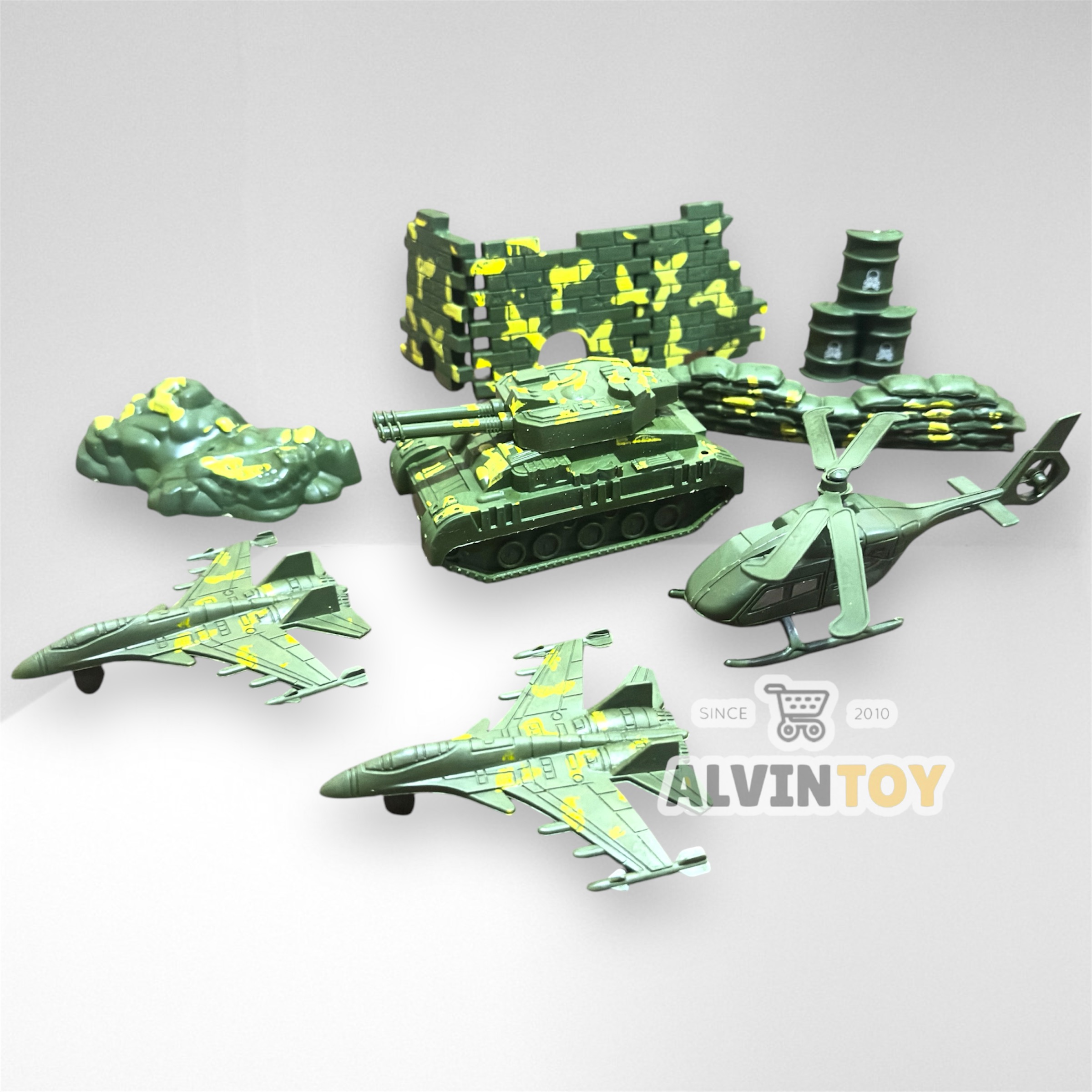 ของเล่นโมเดล ของเล่นทหารจิ๋ว soldier warior is invincible ขนาด 5-6 เซนติเมตร พร้อม เฮลิคอปเตอร์ รถทหาร ปืนใหญ่