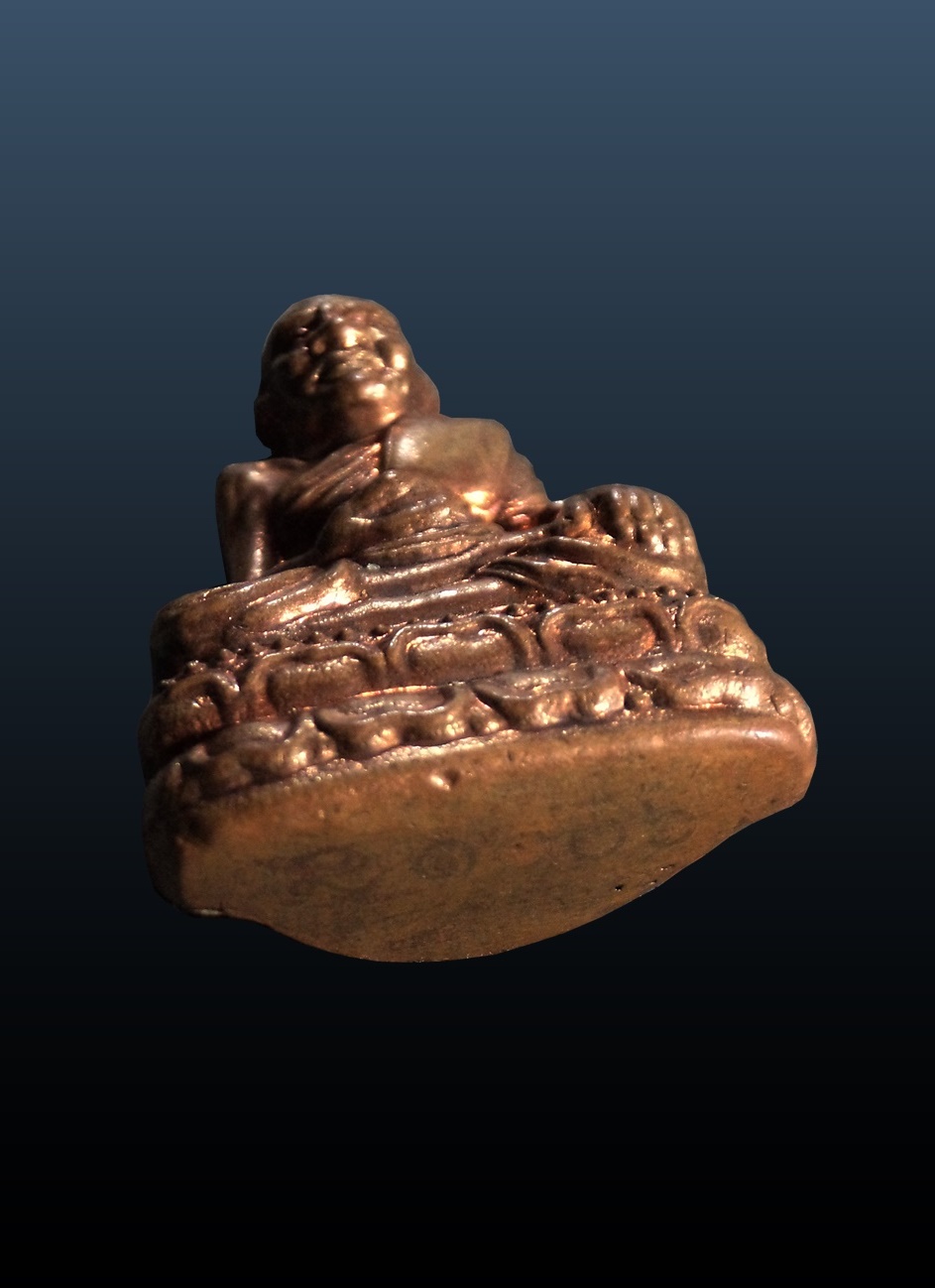 รูปหล่อปั๊ม หลวงพ่อทวดเปิดโลก