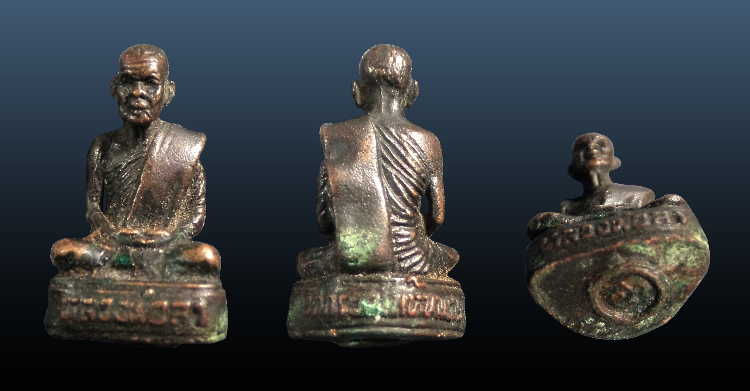 รูปเหมือนหลวงพ่อลา วัดกระดานหน้าแตร จ.นครสวรรค์