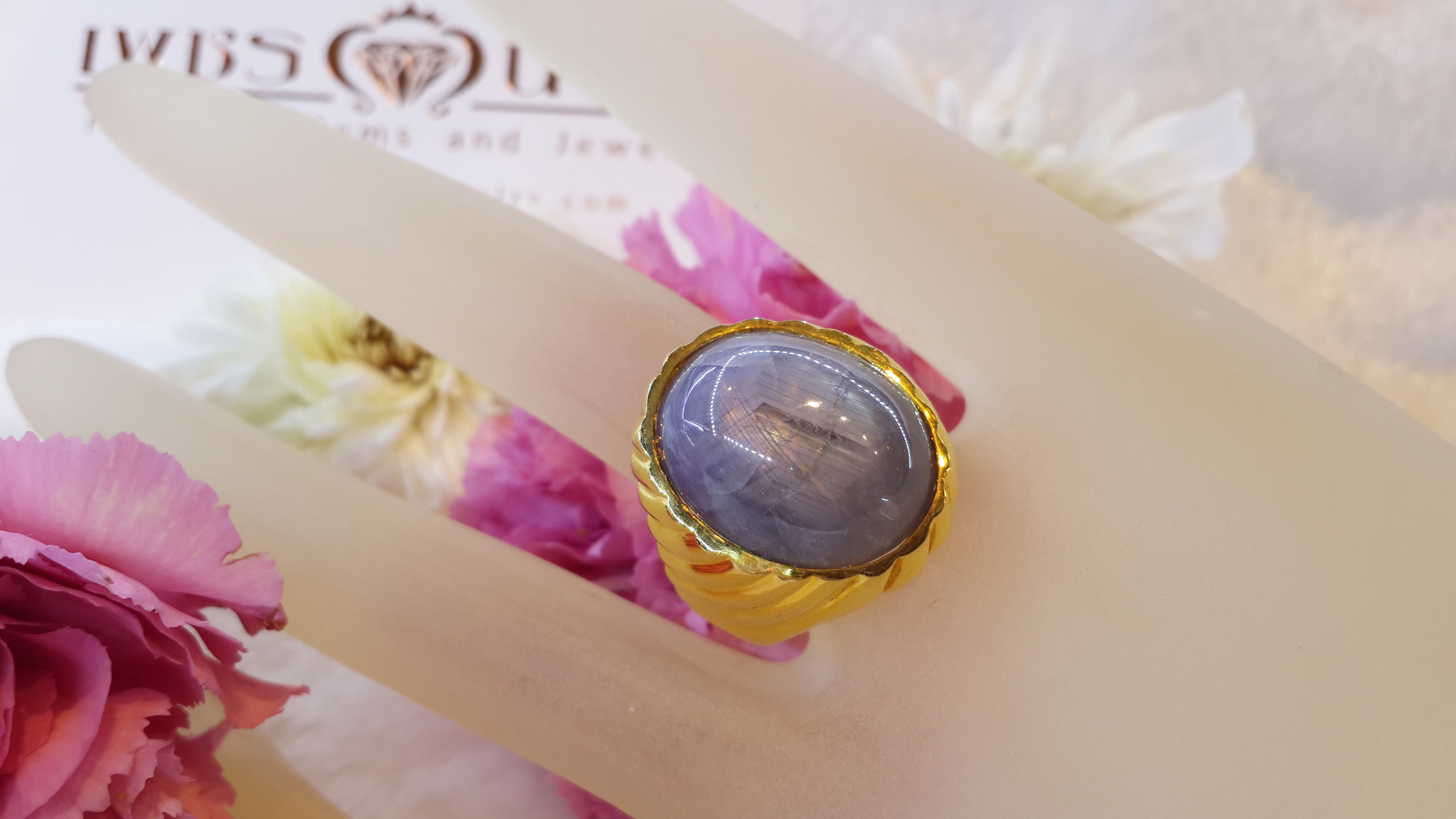 แหวน ไพลิน Blue Sapphire เม็ดโต