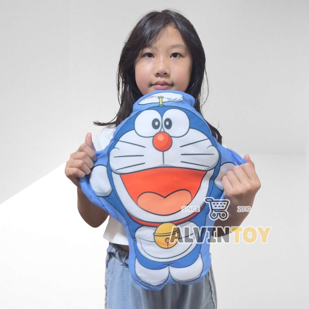 หมอนผ้าห่มโดราเอม่อน