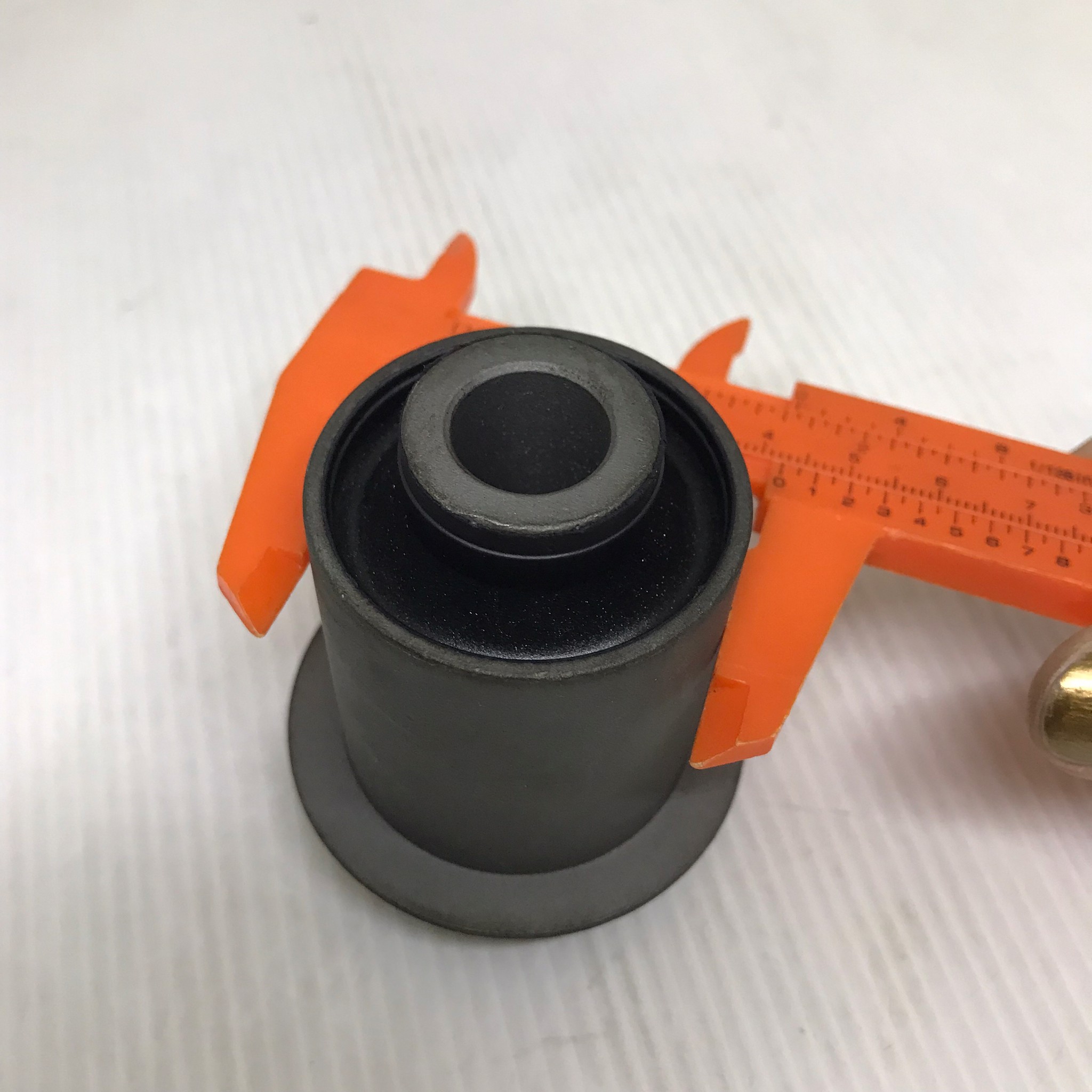 (1ตัว) บู๊ชปีกนก HONDA ตัวล่าง ตัวเล็ก CIVIC DIMENSION / ES ปี 2001-2005 ตัว ล่าง ฮอนด้า ซีวิค ไดเมนชั่น / LOWER / SMALL ARM BUSHING ยี่ห้อ RBI เบอร์ 51392-S5A-004 / O24201WS