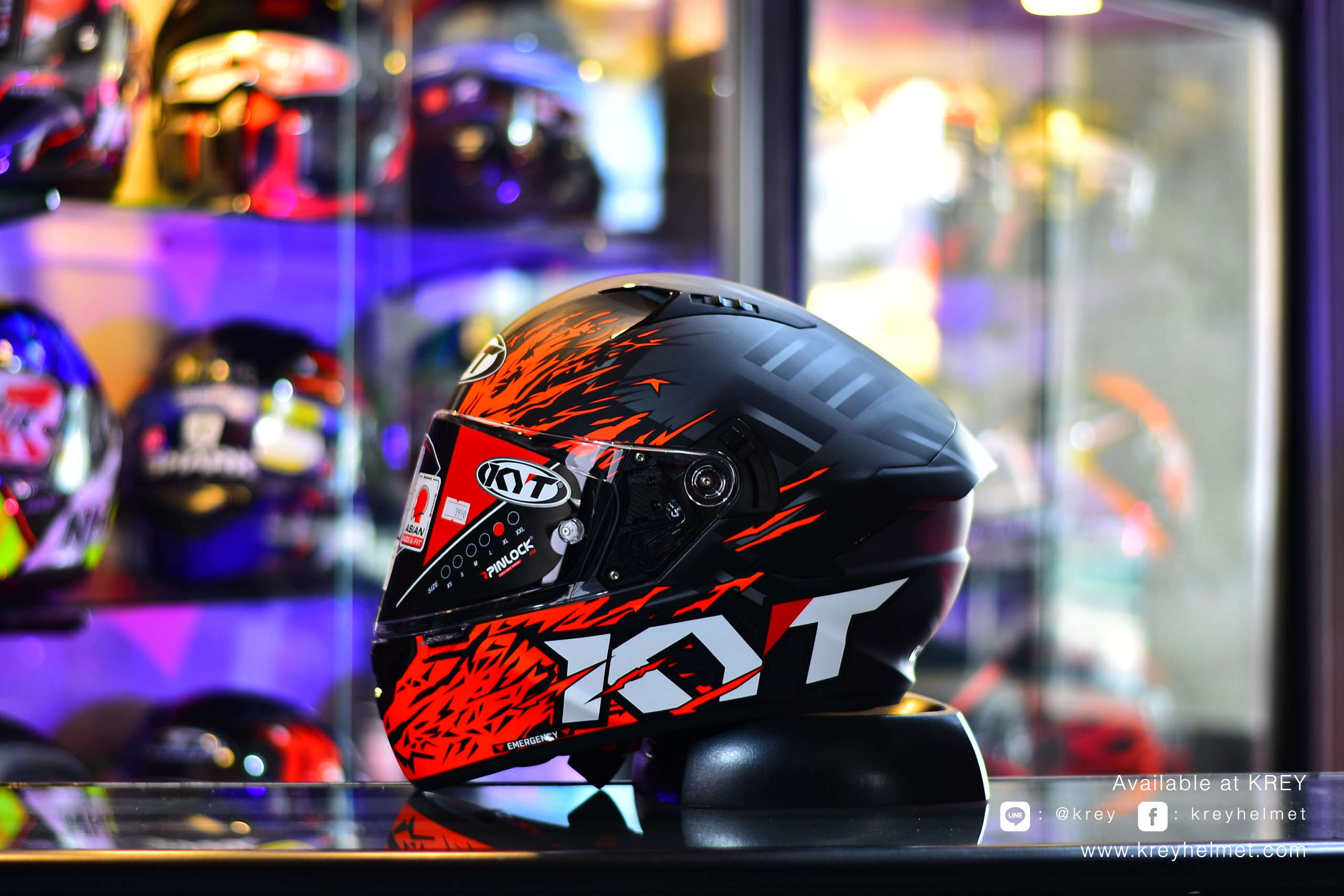 KYT model NFR Flaming Matt Grey/Red