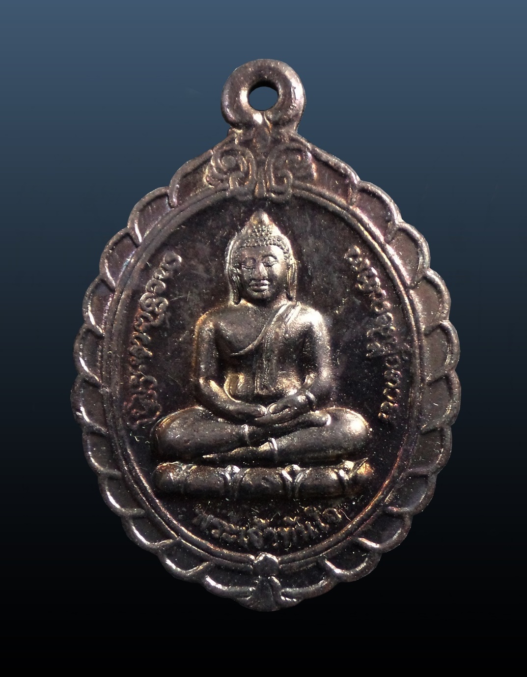 เหรียญพระเจ้าทันใจ รุ่นรวยแสนล้าน ครูบาพิณ วัดพระธาตุดอยคำ ช้างค้ำ จ.เชียงใหม่ กล่องเดิม