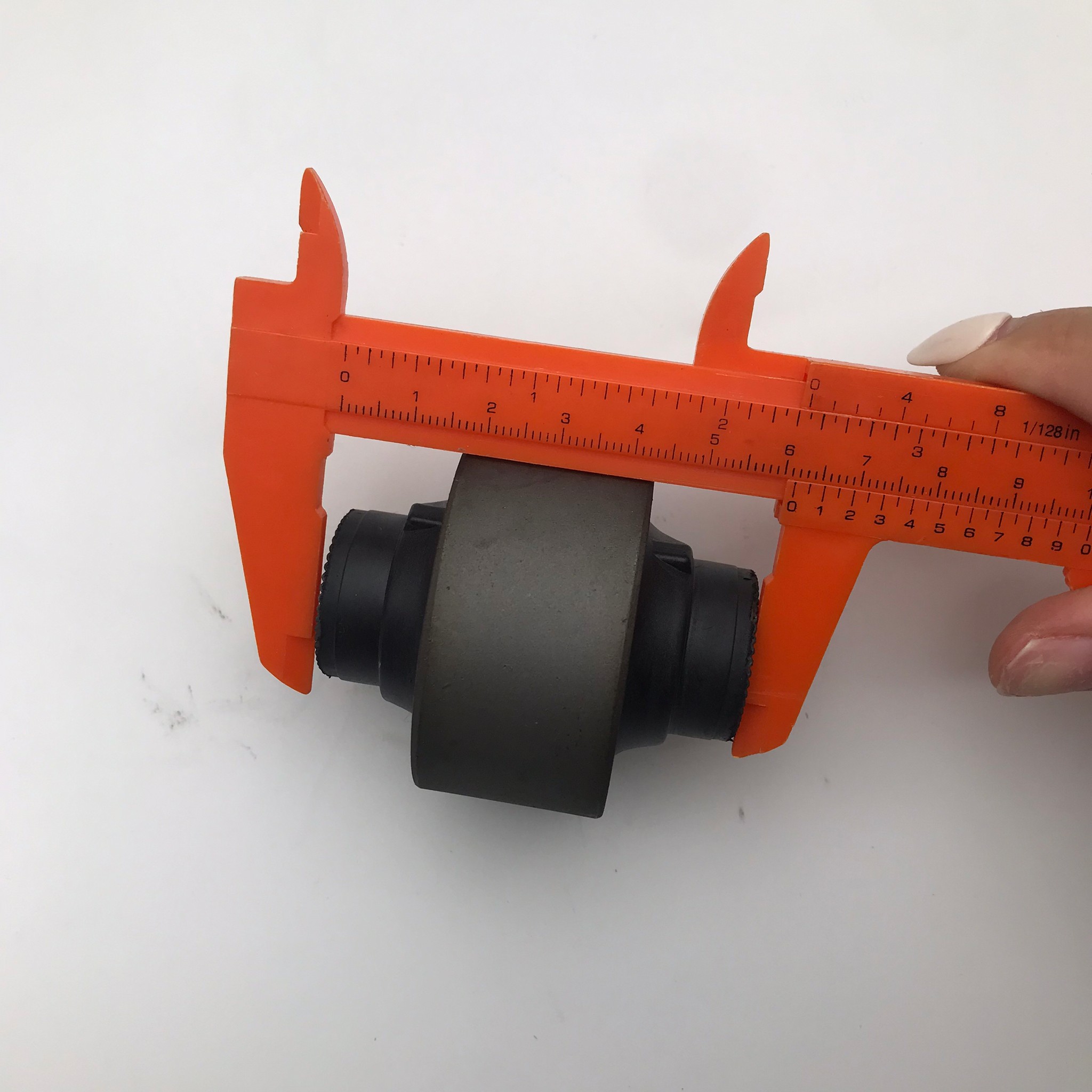 (1ตัว) บู๊ชปีกนก TOYOTA ตัวล่าง ตัวใหญ่ AE111 / AE112 / AE110 ตัว ล่าง โตโยต้า / LOWER / BIG ARM BUSHING ยี่ห้อ RBI / เบอร์ 48655-12120 / 48655-12H30 / T2431WB