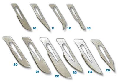 ใบมีดผ่าตัดเบอร์ 11 (Scalpel Blades No.11) ยี่ห้อ Feather