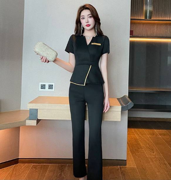 ชุดพนักงานเสริมสวย ชุดคลินิกความงาม ชุดนวดสปา ซาวน่า