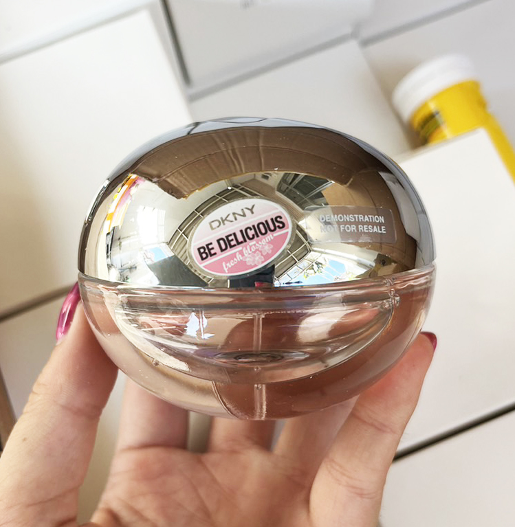 กล่องเทสเตอร์ DKNY Be Delicious Fresh Blossom Eau De Parfum 50ml.