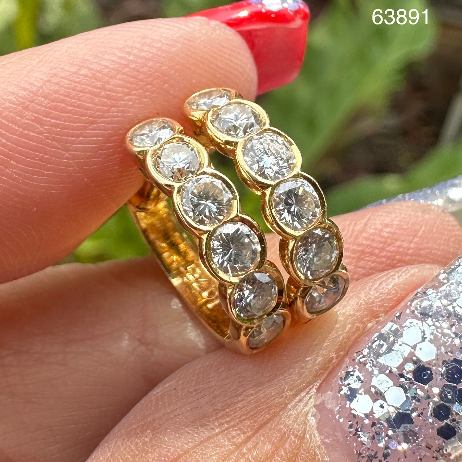 รหัส 63891 ต่างหู ห่วงเพชรแถว ตาม้า เพชร 12 เม็ด 1.20 กะรัต ทอง18K นน. 3.70 g