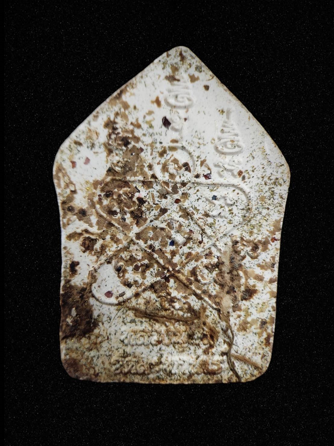 พระขุนแผนผงพรายกุมาร เนื้อผงพุทธคุณ ย้อนยุค 40 ปี ละสังขาร หลวงปู่ทิม วัดละหารไร่ ระยอง ปี2558