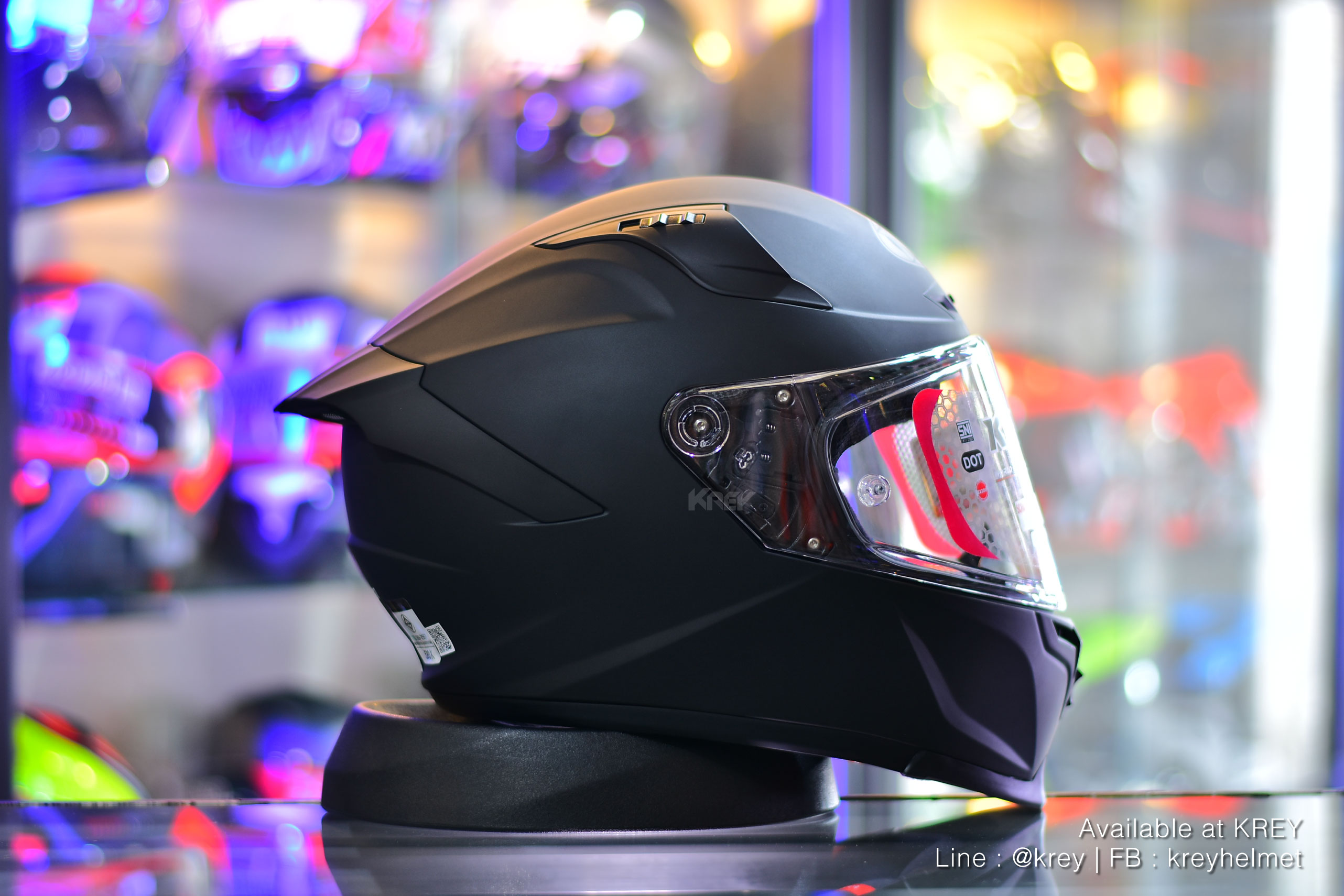 KYT model STRIKER PLAIN MATT BLACK