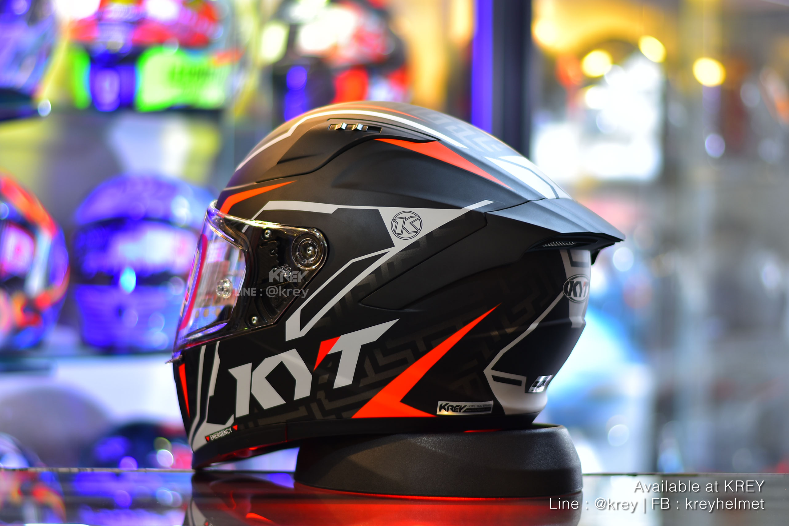 KYT model STRIKER#2 MATT BLACK RED