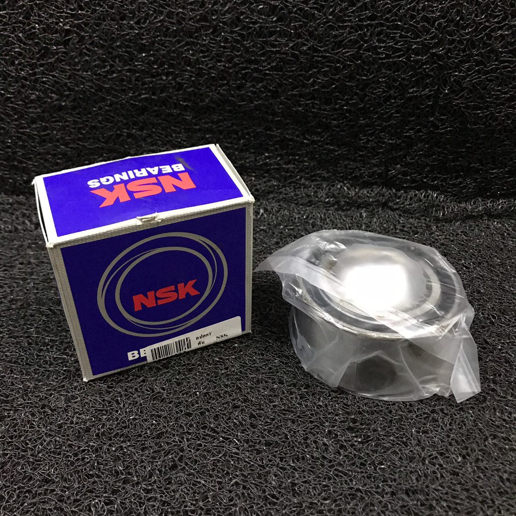 (ประกัน 1 เดือน) ลูกปืนล้อหลัง TOYOTA VIGO SMART 08-11,VIGO 4WD,VIGO CHAMP 2012 โตโยต้า วีโก้สมาร์ท ปี 08-11 วีโก้แชมป์ 2012(42KWD10)NSK