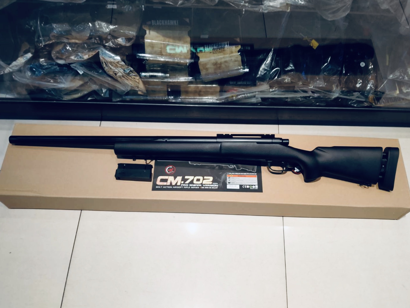 CM702