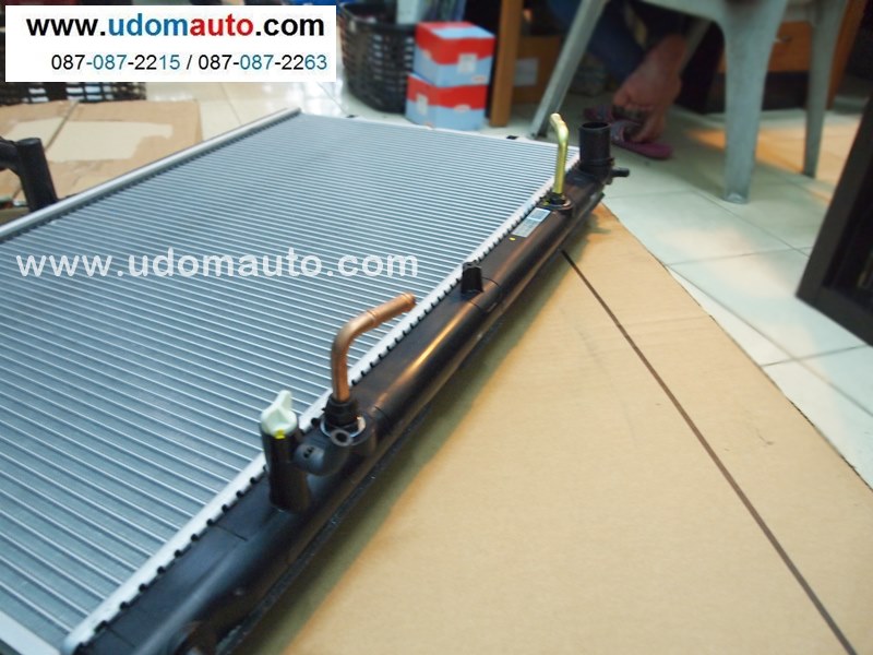 หม้อน้ำทั้งลูก HYUNDAI H1 (ใช้ฟรีปั๊ม) "MOBIS"