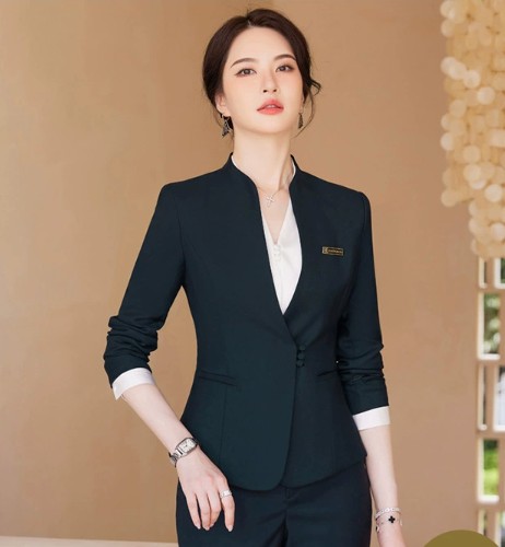 ชุดสูทผู้หญิง ชุดพนักงานร้านขายเครื่องประดับ ชุดพนักงานบริการลูกค้าด้านการขายอสังหาริมทรัพย์ ชุดพนักงานแผนกต้อนรับโรงแรม สีเขียวเข้ม