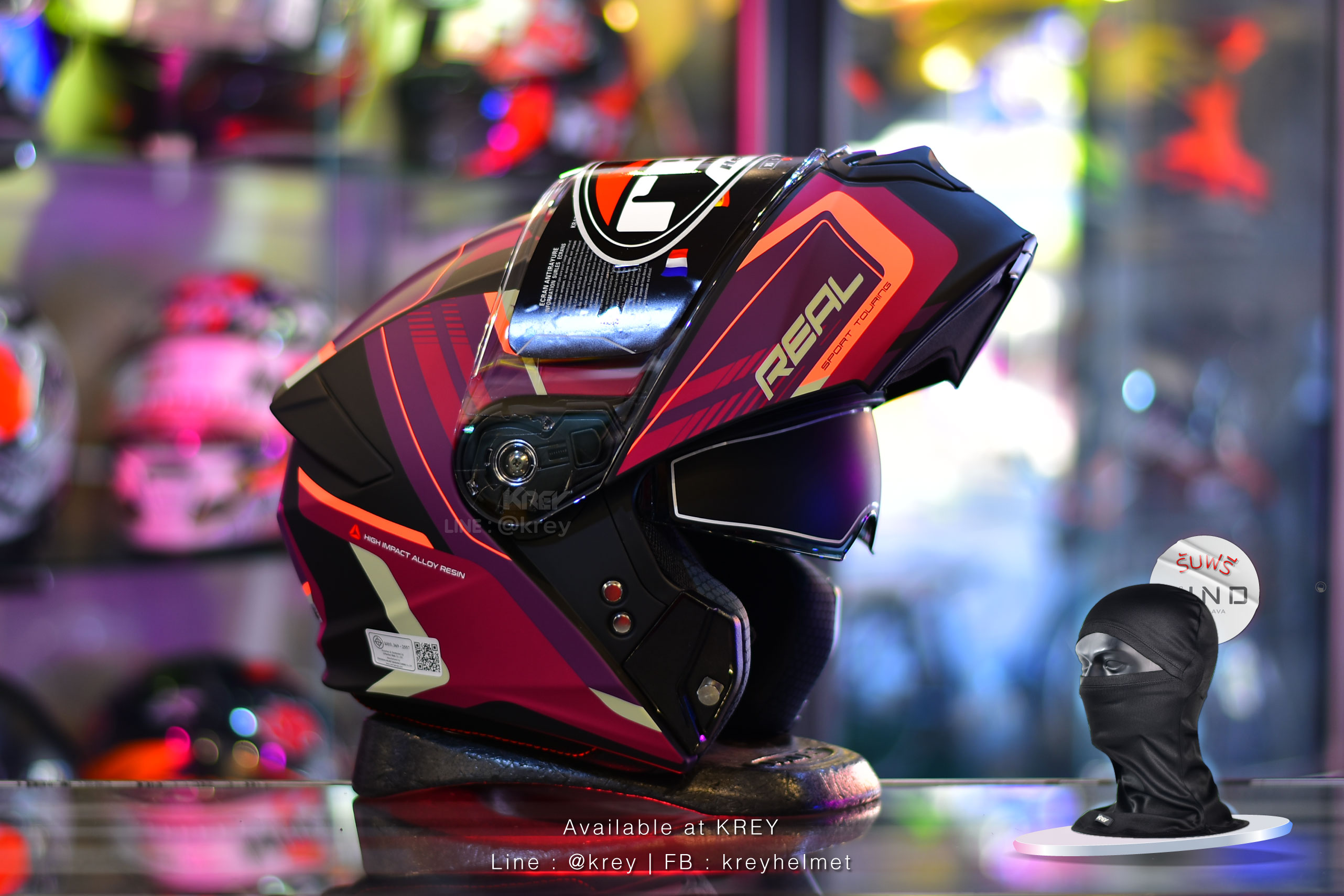 Real model Atlas Stratus Matt Black Burgundy