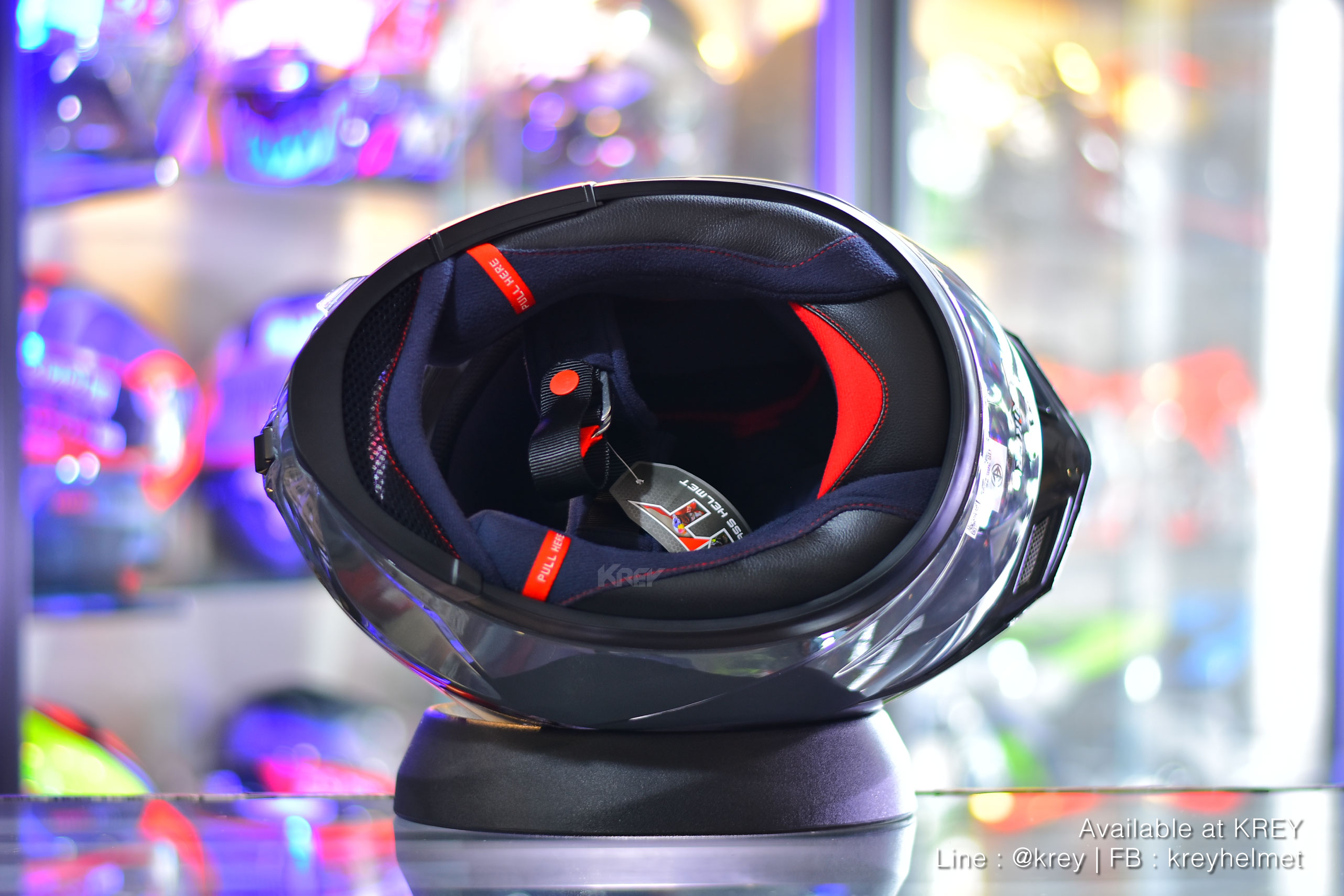 KYT model STRIKER PLAIN GREY