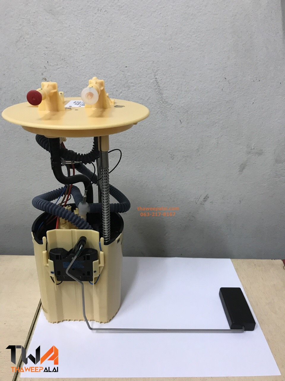 ปั๊มน้ำมันเชื้อเพลิง+ลูกลอย ฟอร์ดแรนเจอร์ RANGER T6 ปี12-18 (รูปจริง) / แท้ห้าง อะไหล่ RNGER