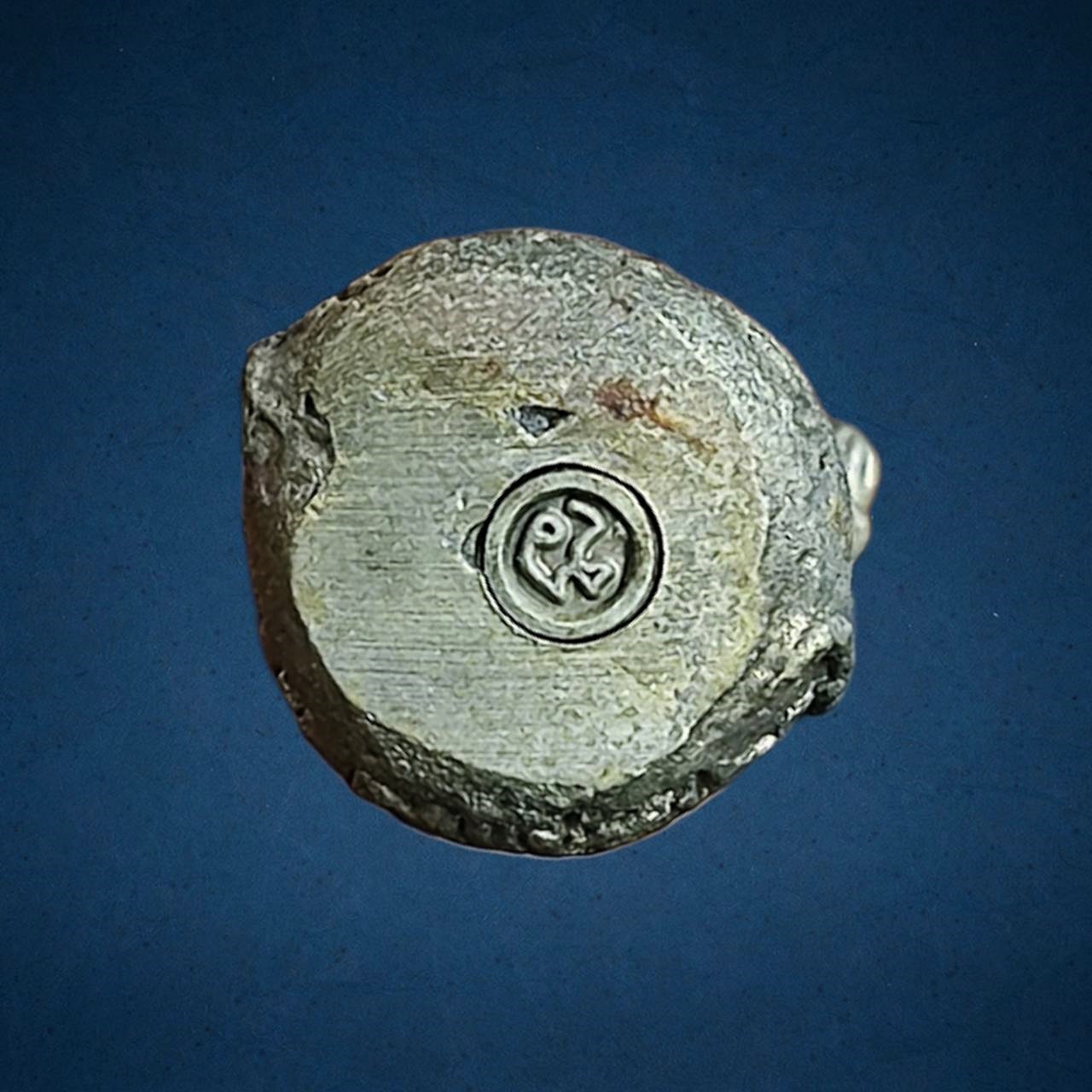 กุมารกวัก รุ่นกวักเงินกวักทอง หลวงพ่อจ้อย วัดศรีอุทุมพร นครสวรรค์ ปี2533 เนื้อทองแดง กล่องเดิม