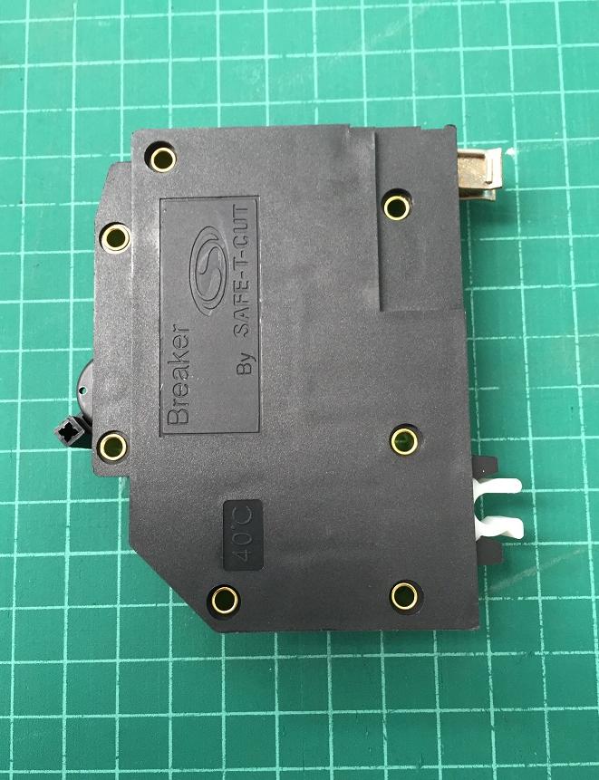 ลูกเบรกเกอร์ย่อย 1P 10-32A "SAFE-T-CUT" US-Type