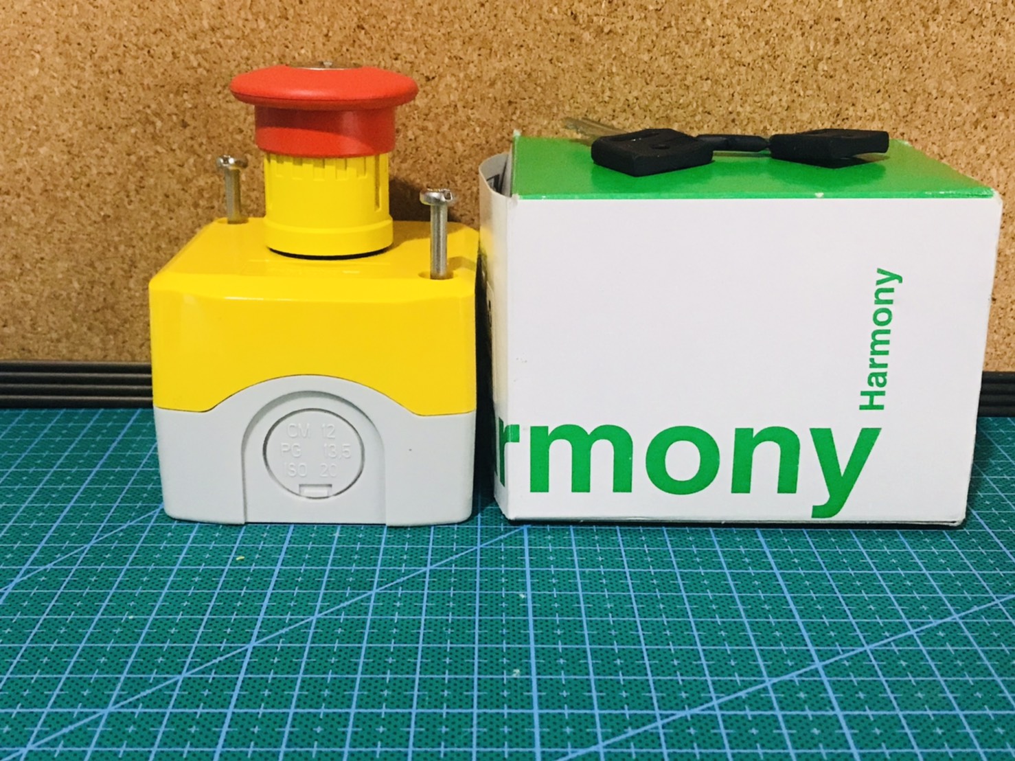 XALK188E : Emergency Button - Key Reset