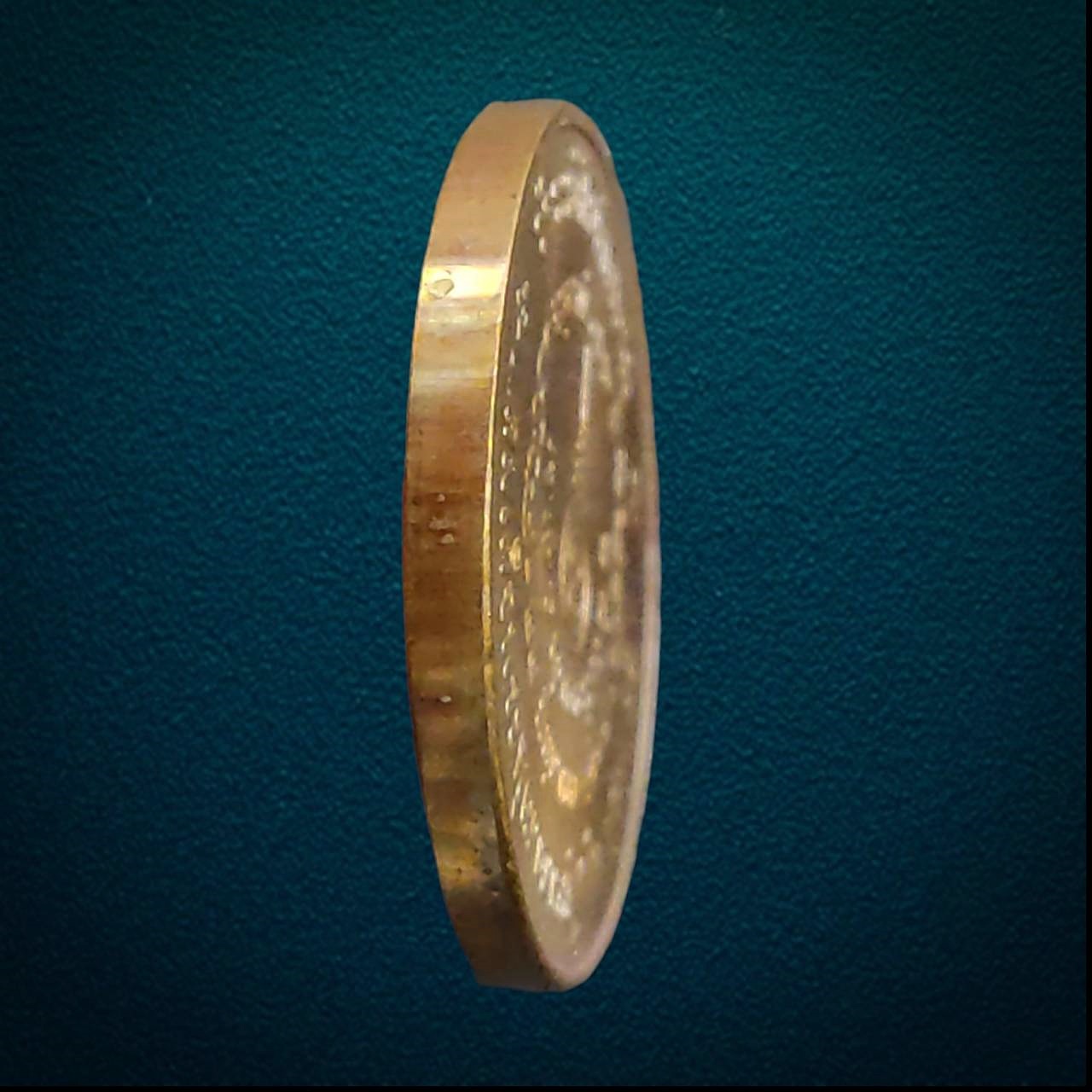 เหรียญสมเด็จโต วัดระฆัง รุ่นอนุสรณ์ 122 ปี เนื้อทองแดง พิมพ์ใหญ่ ปี 2537 นิยม