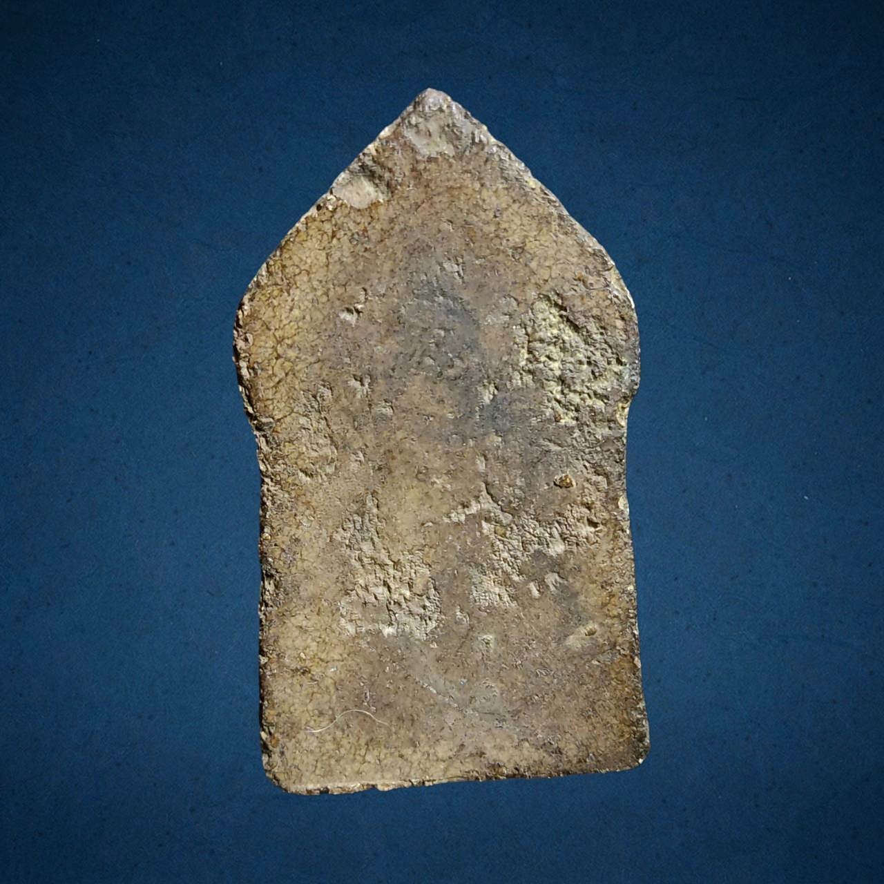 พระพิมพ์ขุนแผนขี่ไก่ หลวงพ่อกวย วัดโฆสิตาราม จ.ชัยนาท เนื้อดิน