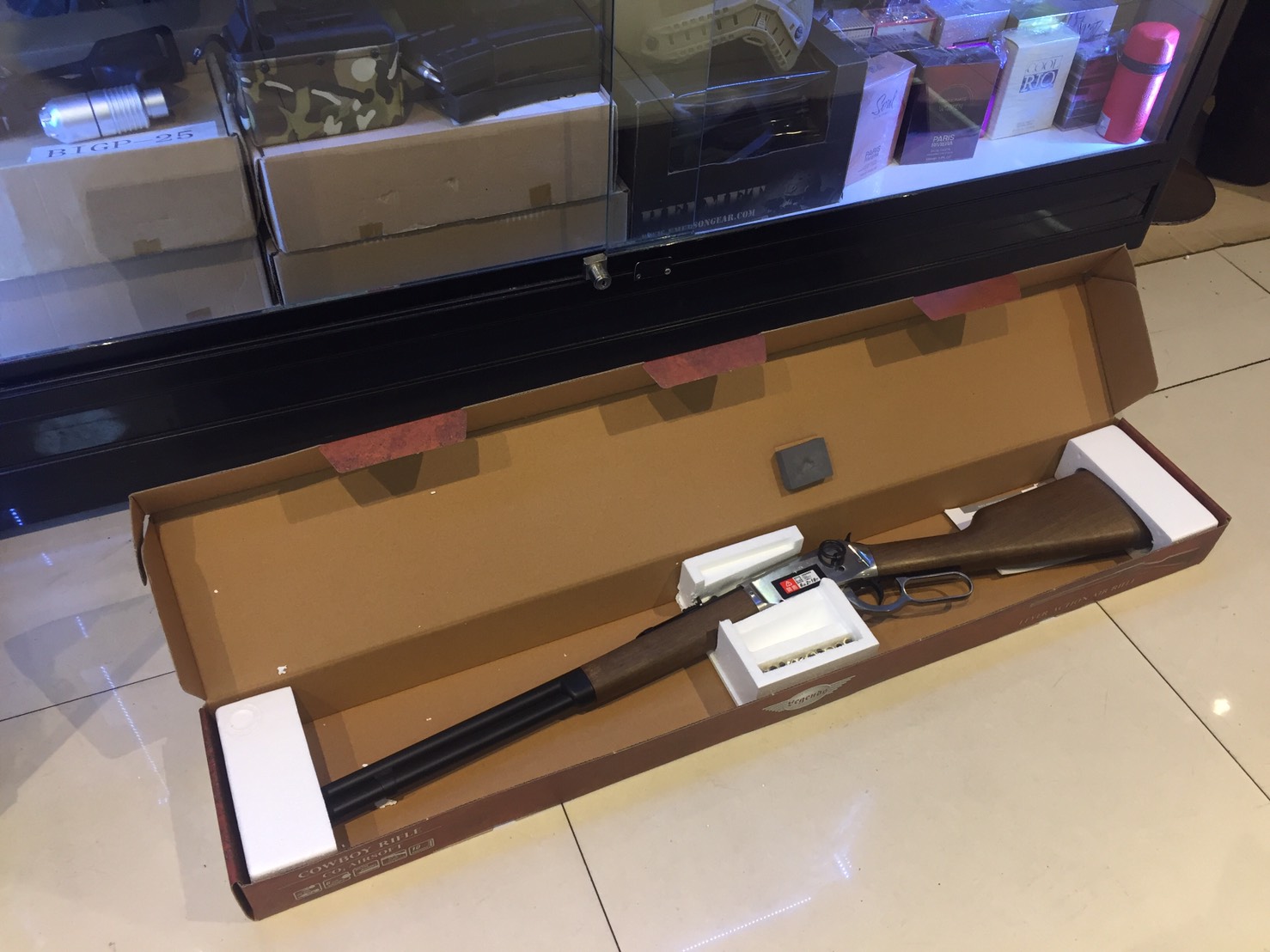 คานเหวี่ยง Legends Cowboy Rifle SILVER Co2 UMAREX