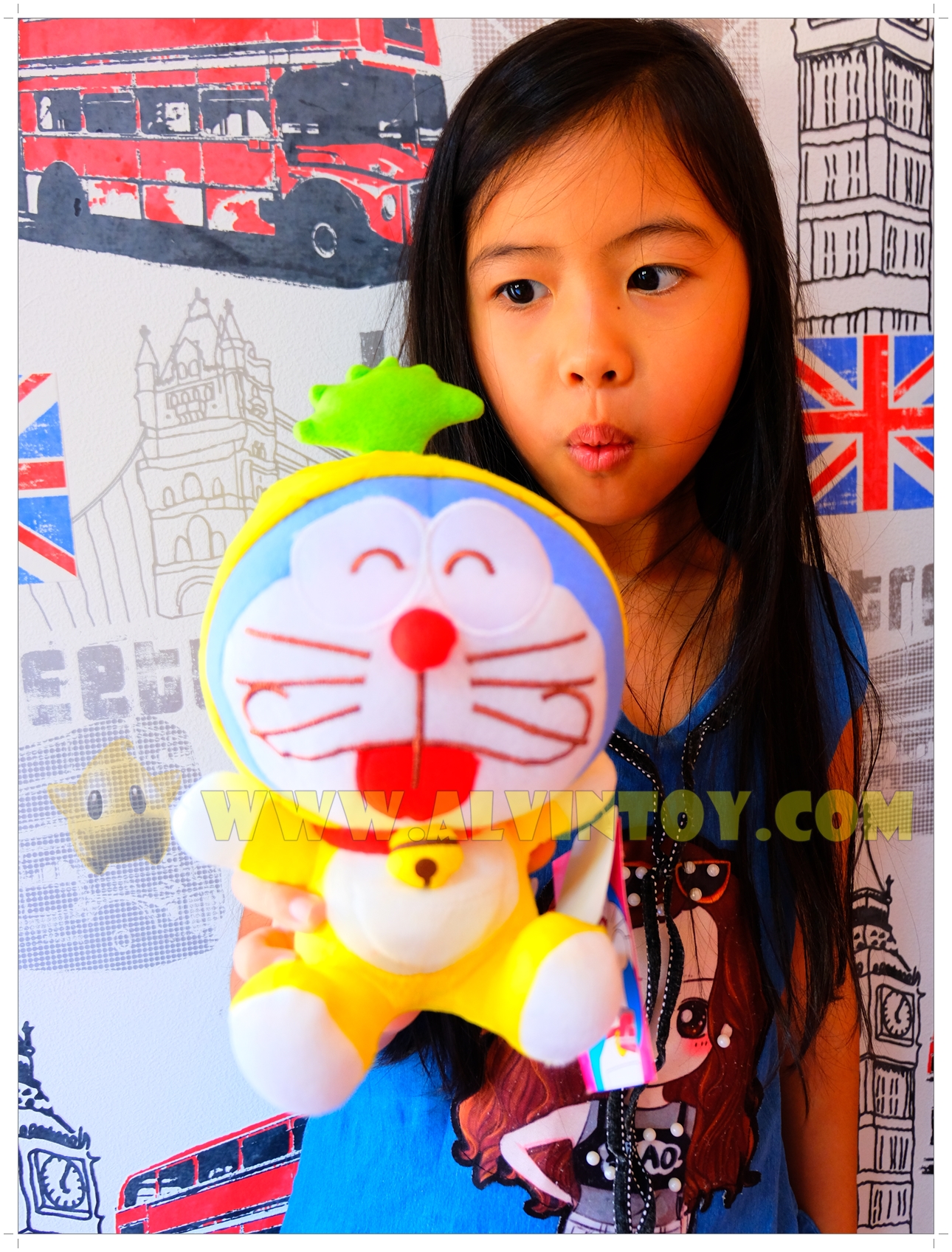 ตุ๊กตา โดราเอม่อน ชุดสับปะรด