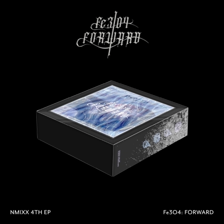 ( Pre-Order ) NMIXX - Fe3O4: FORWARD ( Limited ver ) * ไม่มี Poster พับภายในกล่อง * วางจำหน่าย 17 / 3 / 2025