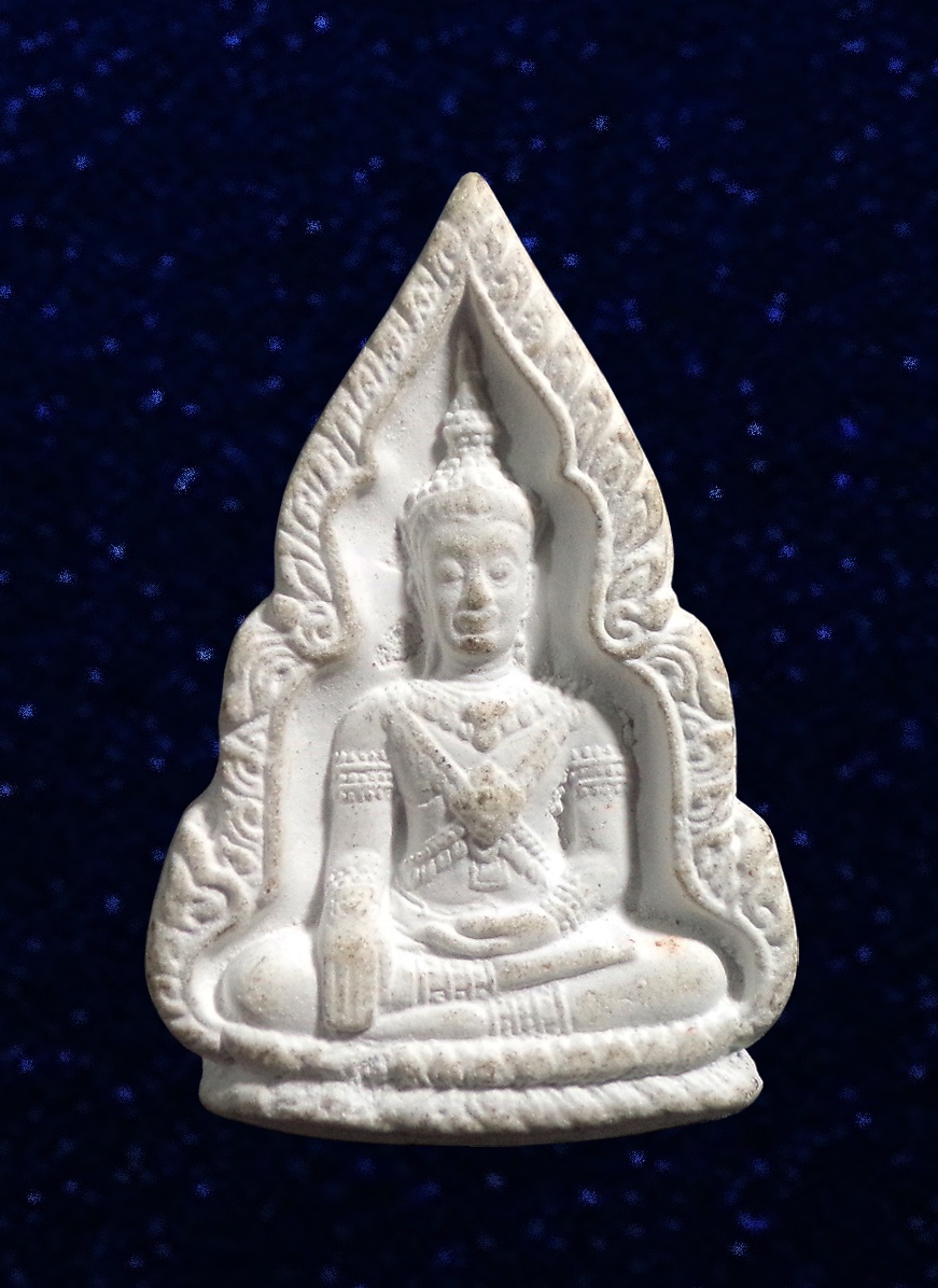 พระผงจักรพรรดิ์ หลวงตาม้า วัดถ้ำเมืองนะ จ.เชียงใหม่