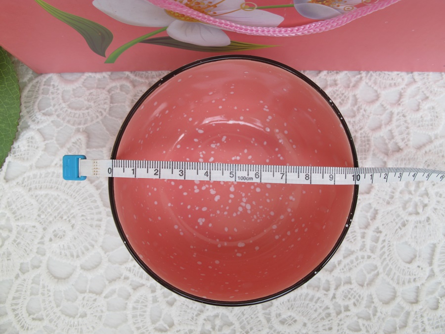 เซตชามพร้อมตะเกียบ 2 ที่ แพ็คกล่องดอกสีชมพู พร้อมถุงหิ้ว