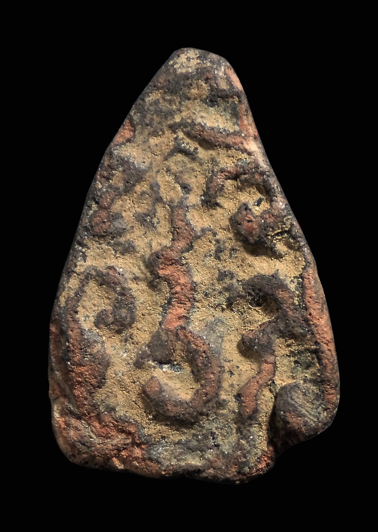 พระร่วงนั่ง หลังอุ เนื้อดิน