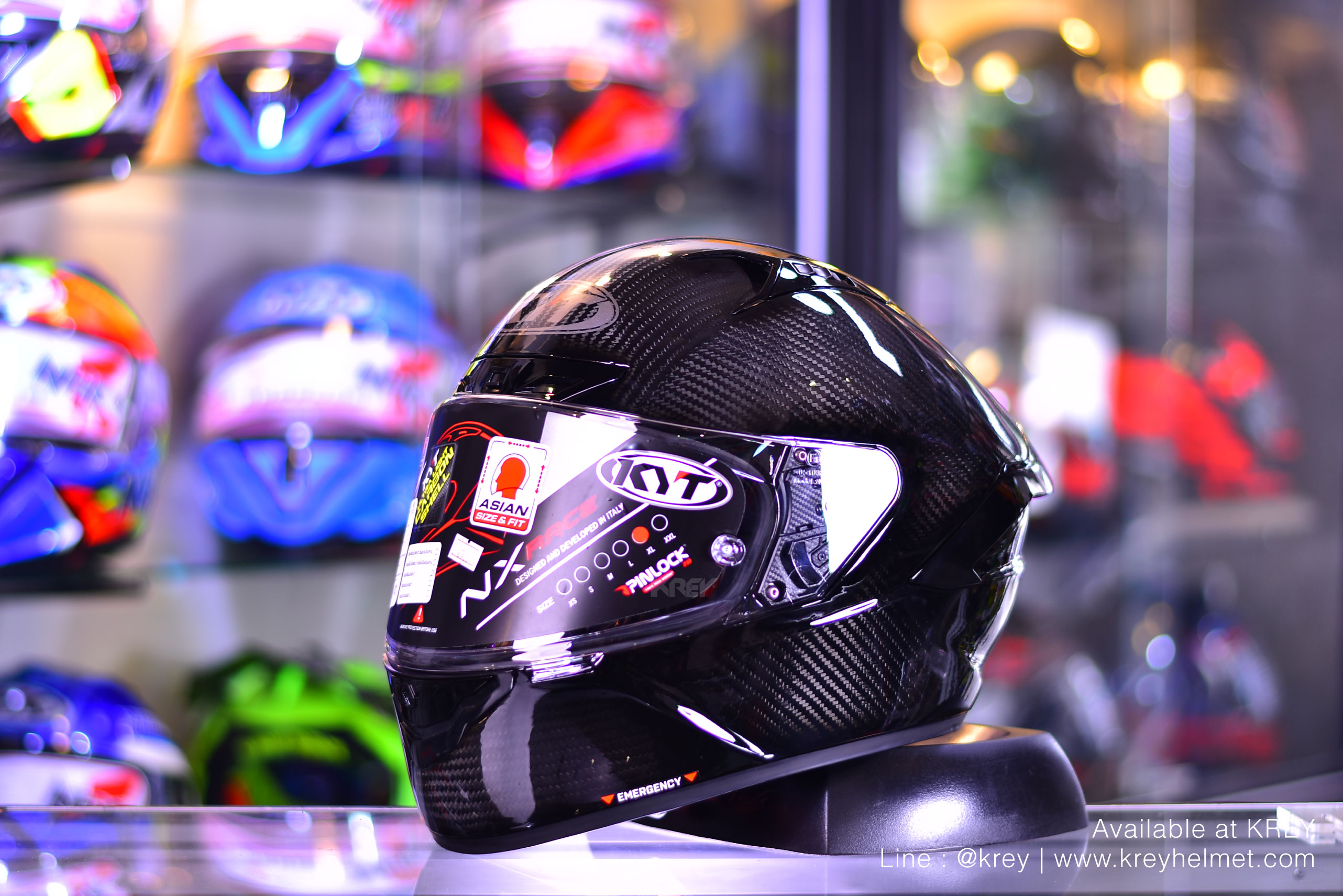 KYT model NX RACE CARBON