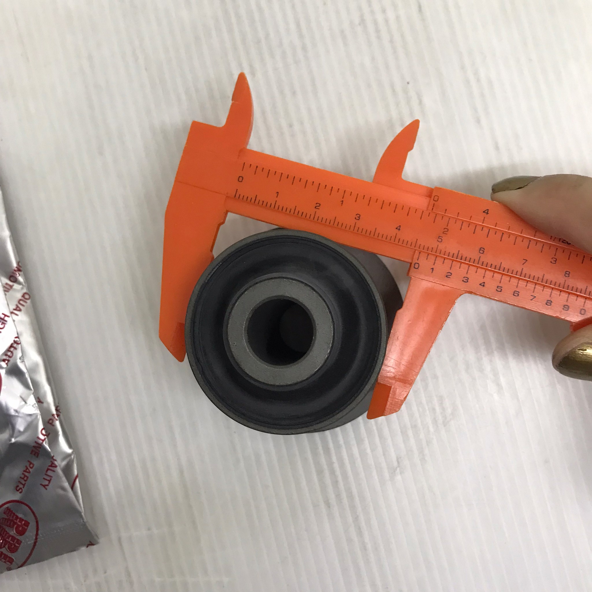 (1ตัว) บู๊ชปีกนก MITSUBISHI TRITON 4WD ตัว บน มิตซูบิชิ ไตรตั้น / UPPER / ARM BUSHING / ยี่ห้อ RBI / เบอร์ 4010A013 / M24T04P