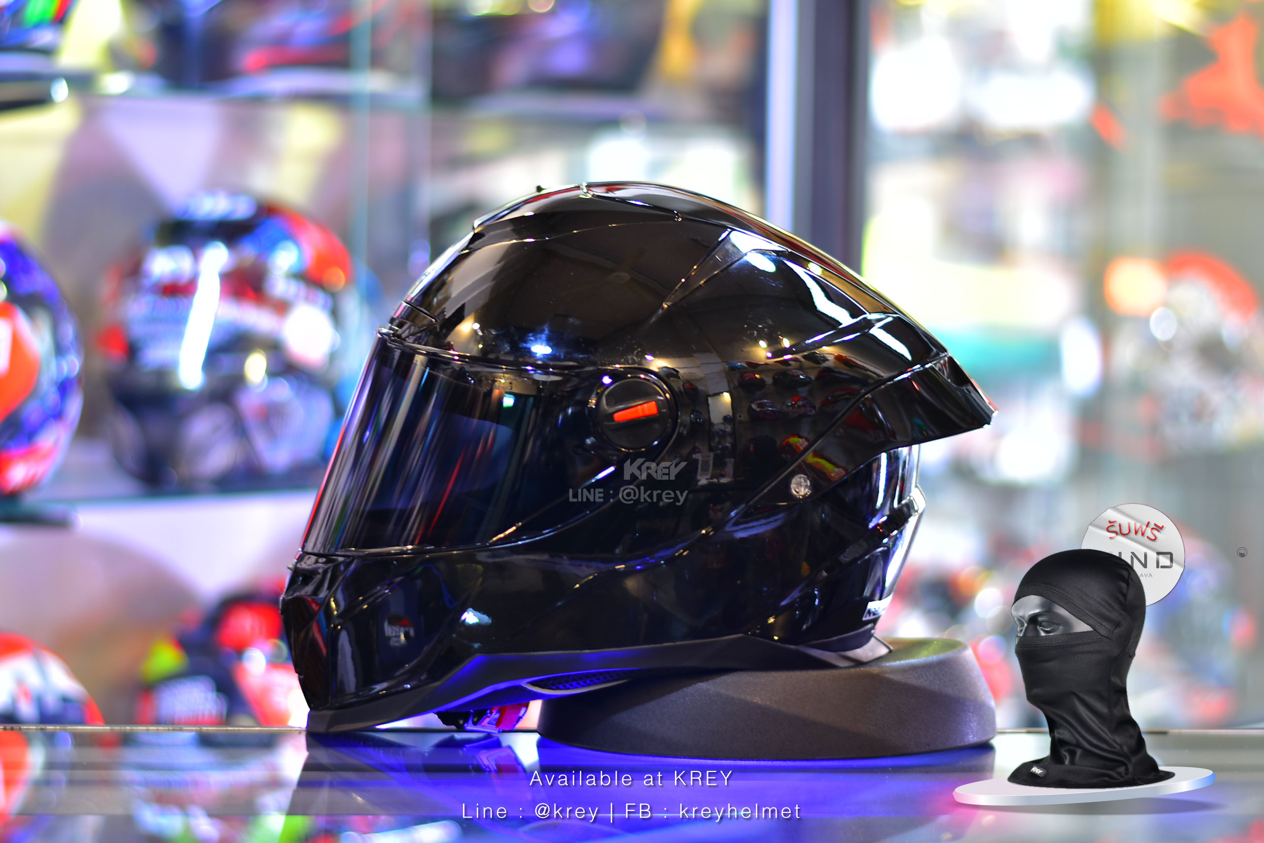 Random model CZR-BT Super Glossy Black
