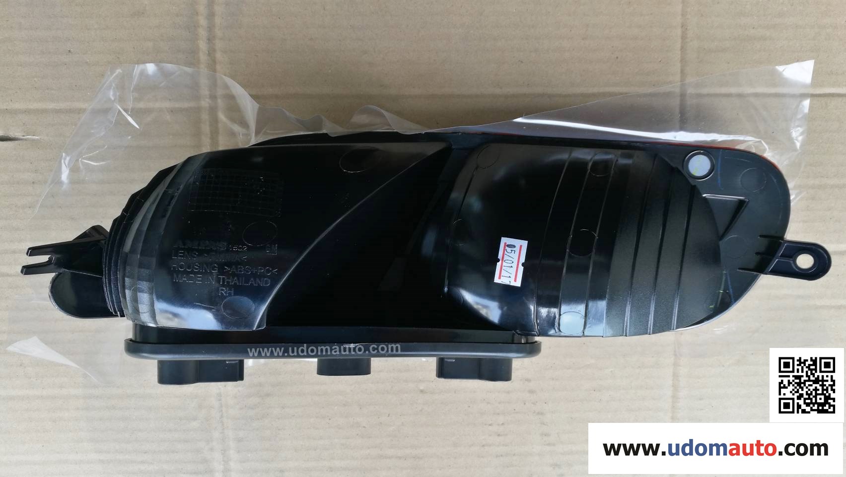 ไฟในกันชนหลัง TRAILBLAZER "GM แท้"