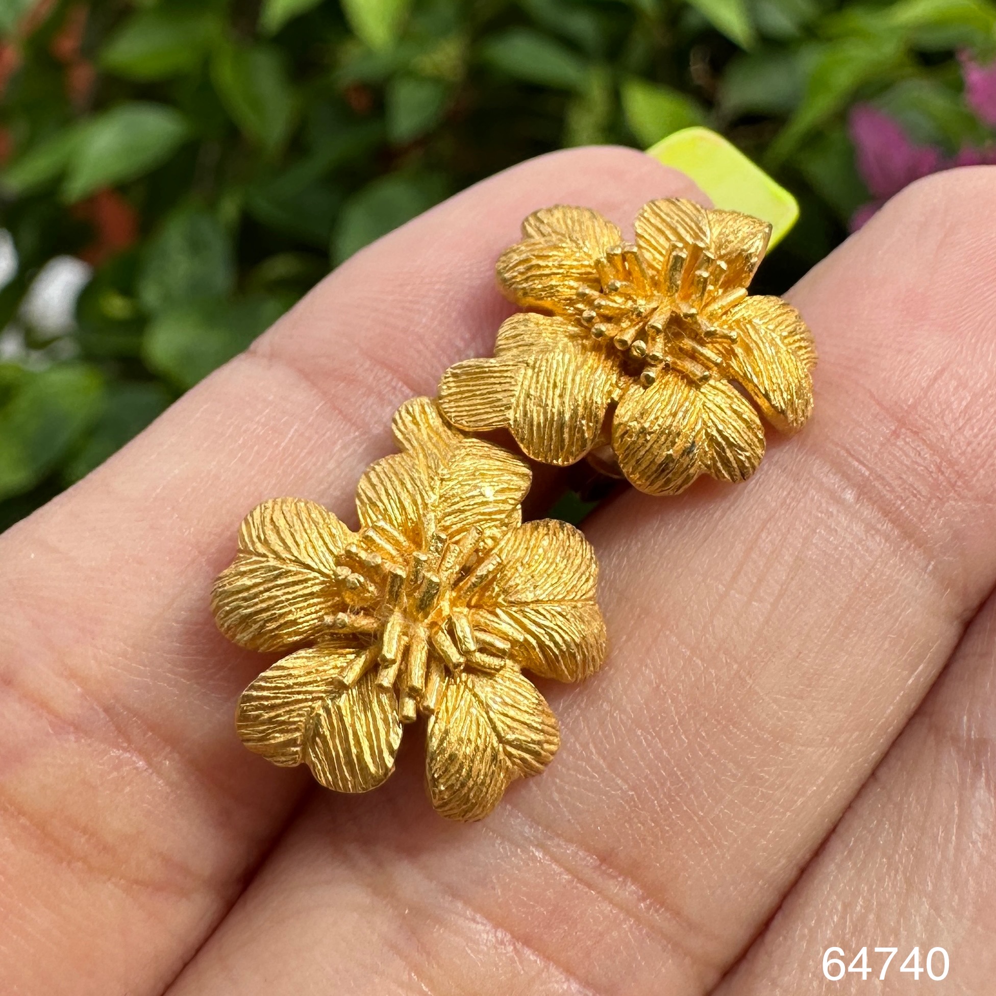 รหัส 64740 ต่างหู Gold Master ทอง24K ลายดอกไม้ แป้นทอง18K นน. 8.03 g