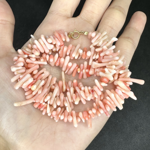 รหัส 63375 สร้อยคอ ปะการัง (Corol) สีโอลด์โรส ตะขอทอง18K ความยาว 18 นิ้ว ร้อยด้วยเอ็น นน. 29.00 g