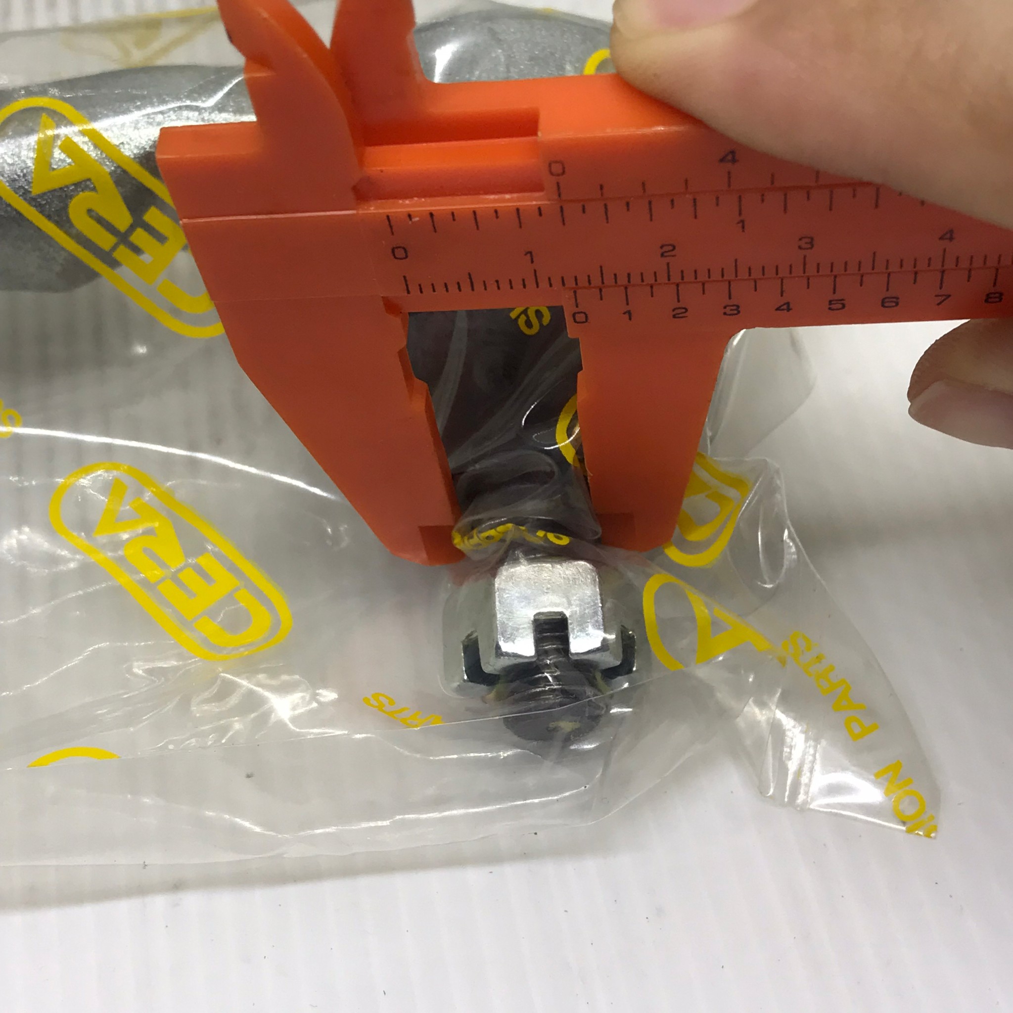 ลูกหมากคันชัก HONDA JAZZ / CITY ปี 2014-On ฮอนด้า / เบอร์ CE-HD01 / 53540-T5R-003 / 53560-T5R-003 / ยี่ห้อ CERA (TIE ROD END) 1 คู่