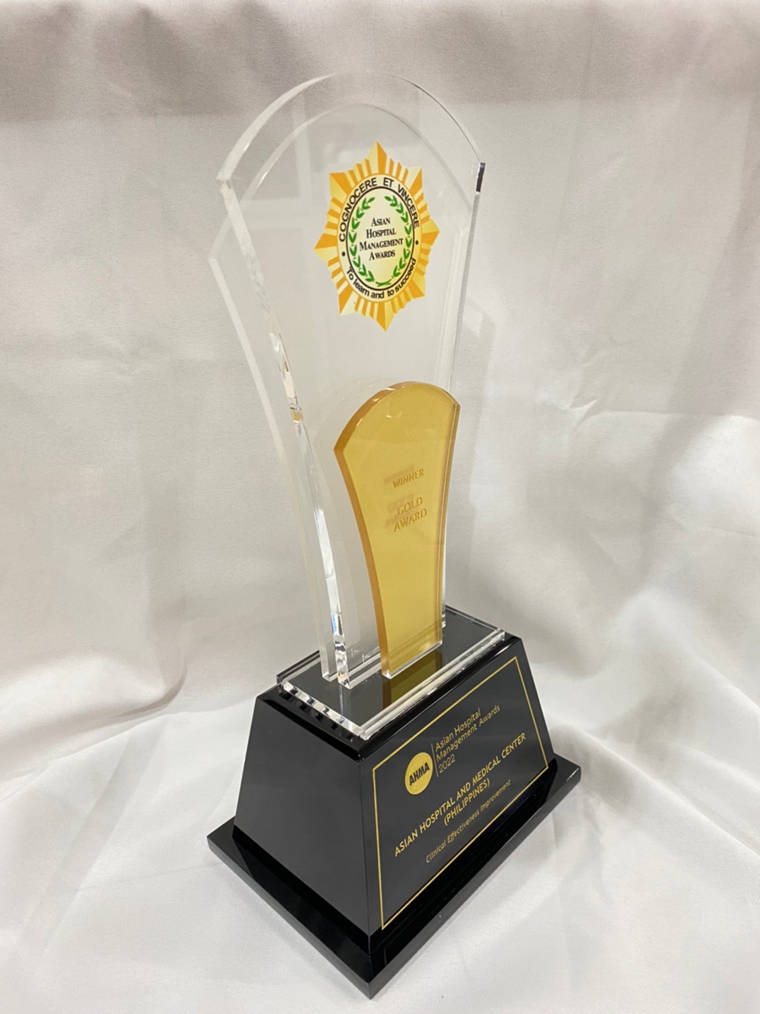 TROPHY585
