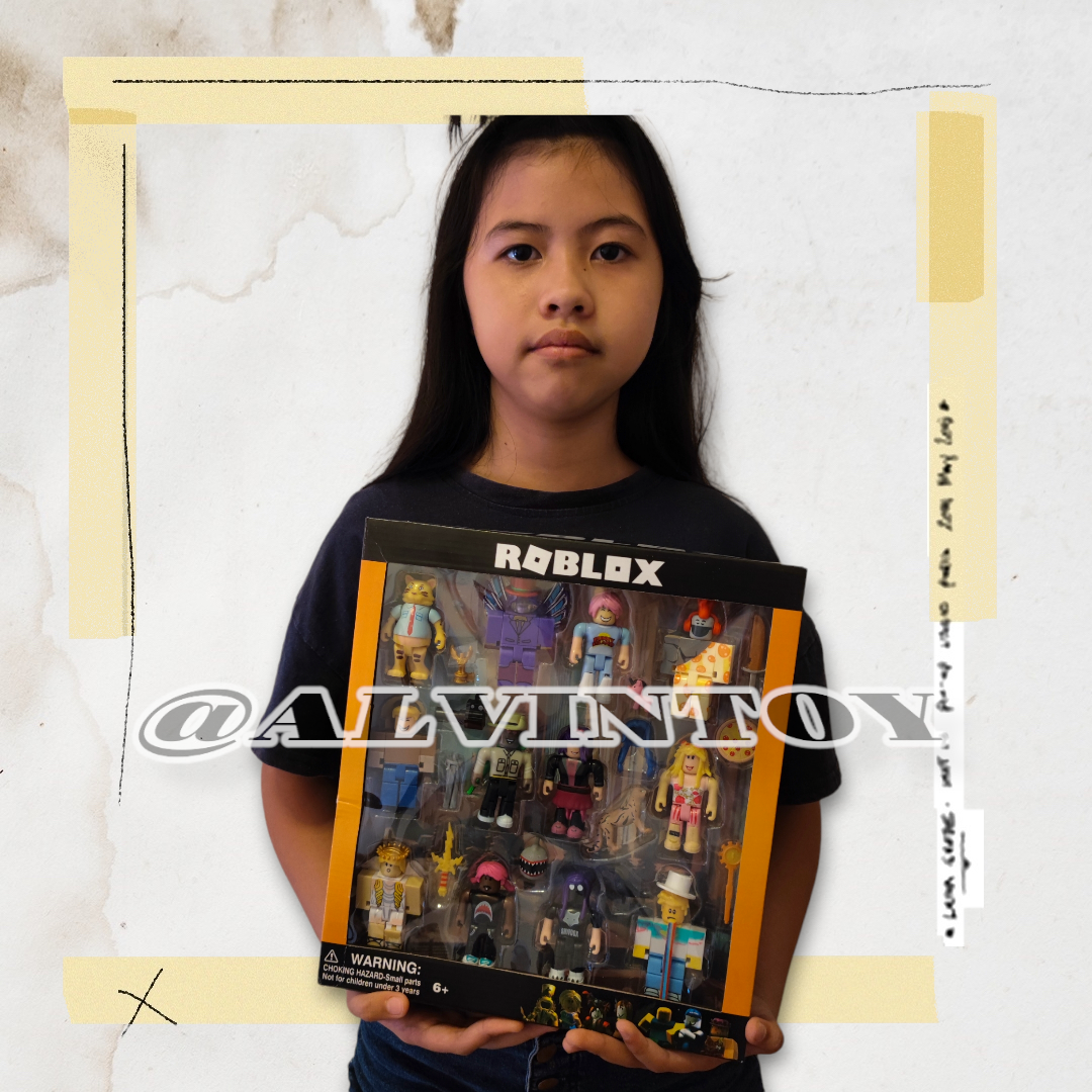 โมเดล ของเล่น Roblox ชุด 12 ตัว พร้อมอุปกรณ์ตกแต่ง