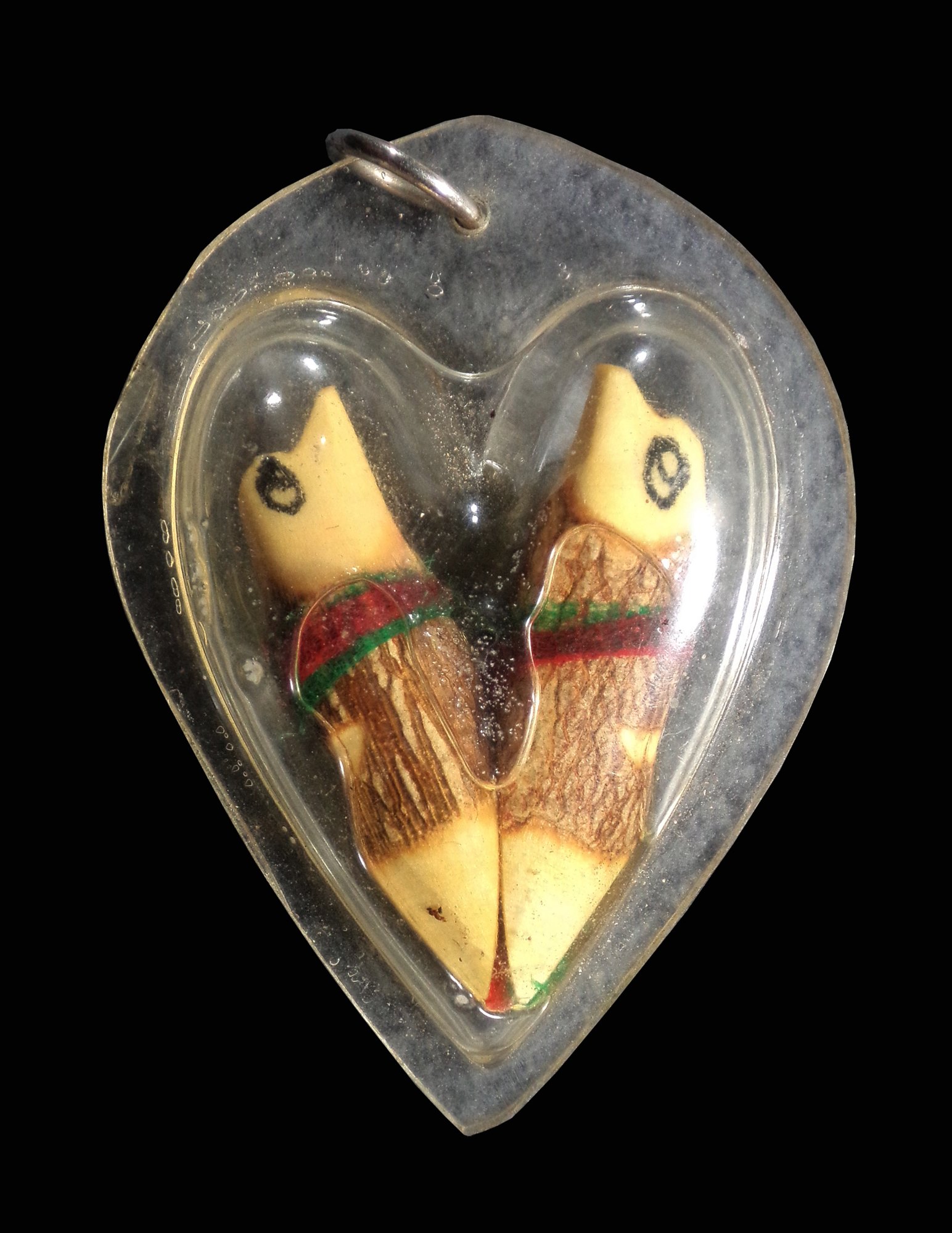 นกสาริกาในน้ำมัน ของขลังเสน่ห์ ของดีค้าขาย เมตตามหาเสน่ห์