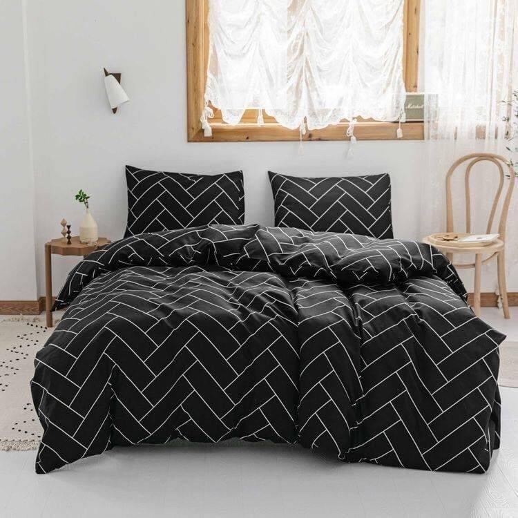 ชุดเครื่องนอน ผ้าปูที่นอน6ฟุต พร้อมผ้านวมขนาด 6ฟุต