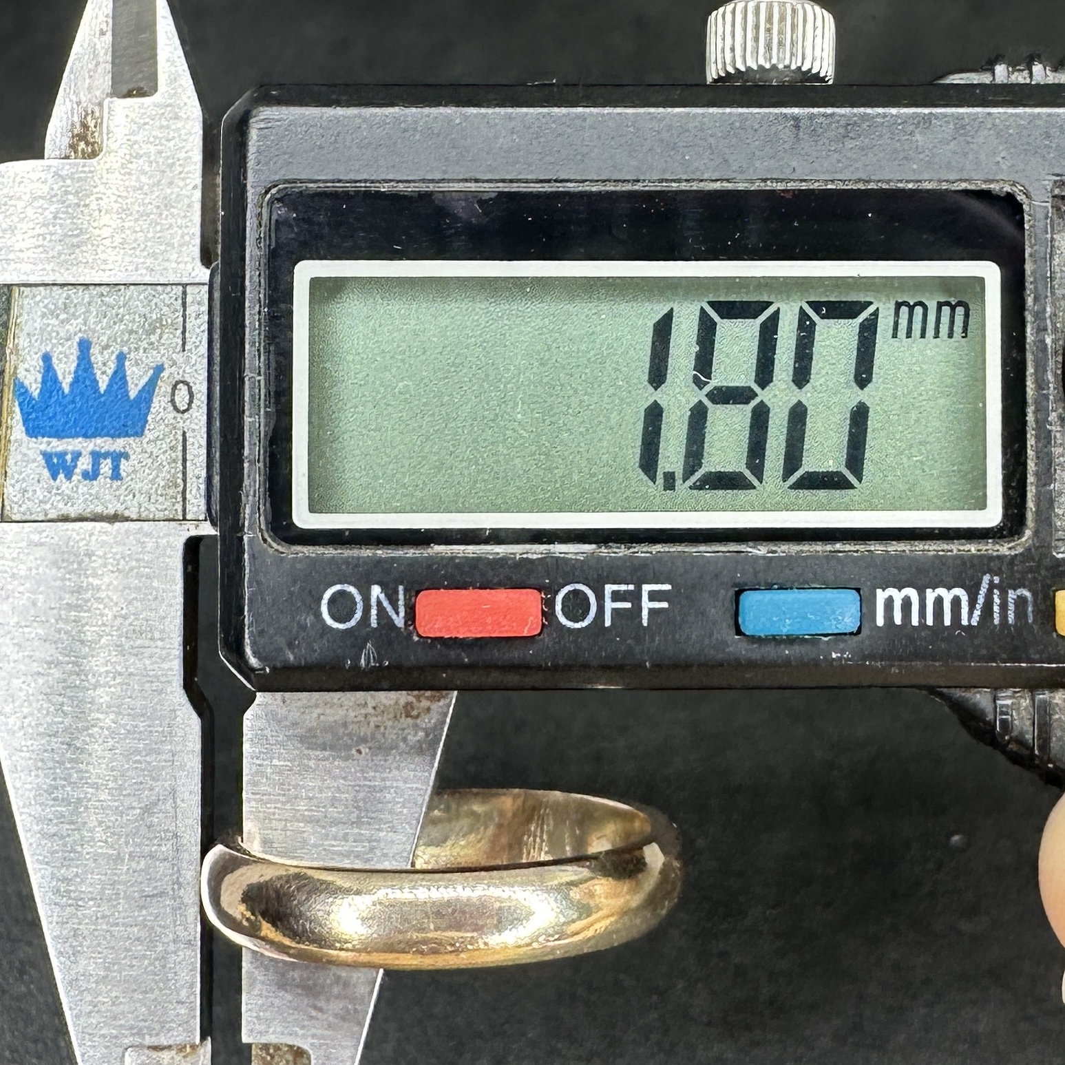 รหัส 62669 แหวน ปลอกมีด ลายเกลี้ยง นาก40 ขนาด 56 งานเก่า หลุดจำนำ สวยมาก นน. 4.17 g