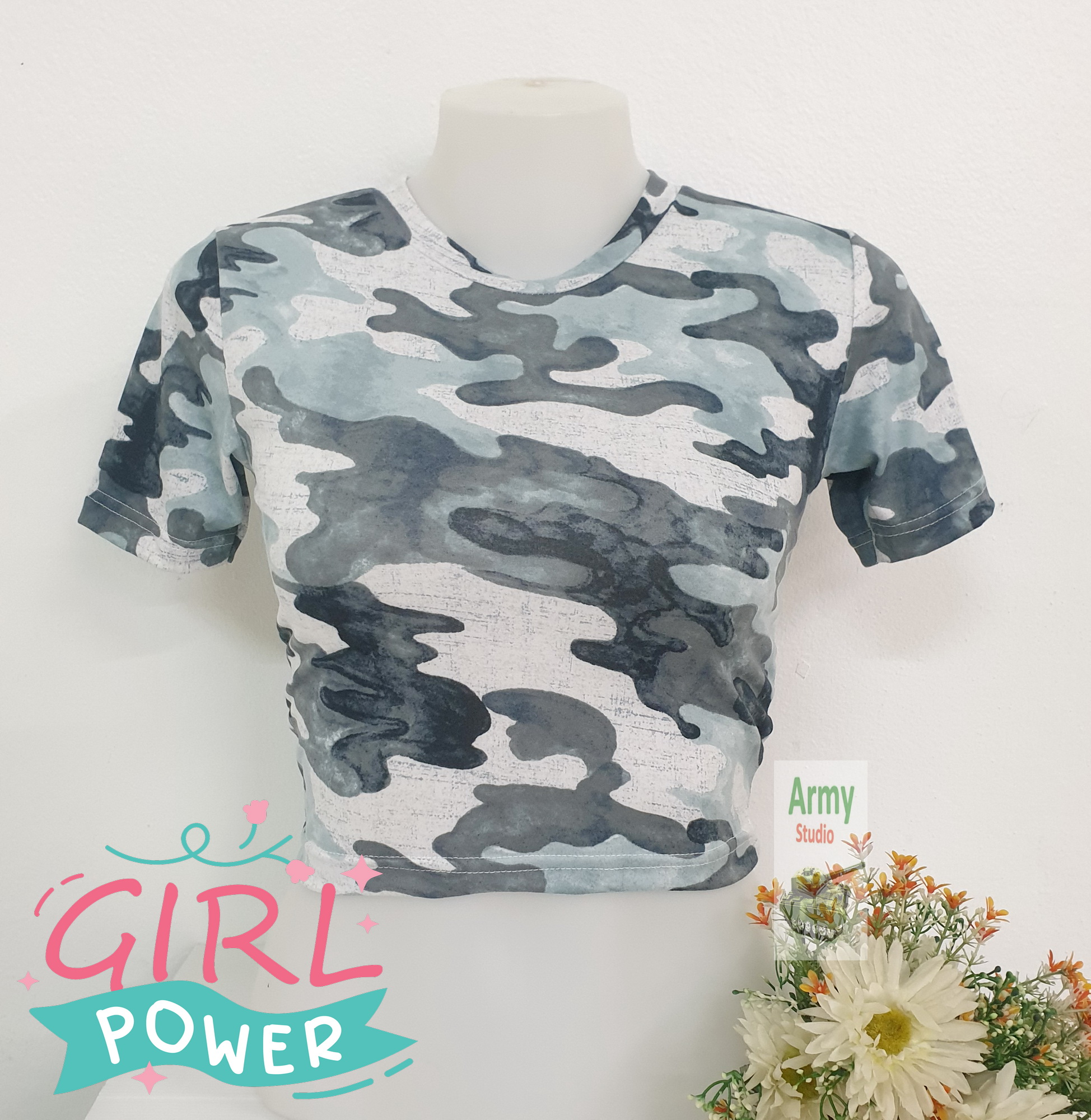 เสื้อยืดผู้หญิงลายพรางฟ้าเทา ฟรีไซร์ มีหลายแบบผ้าเนื้อนุ่ม บาง ยืดเยอะ