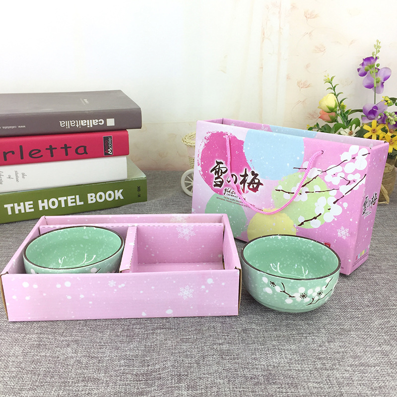 ชุดชามตะเกียบ ลายหิมะ 2ที่ กล่องชมพู