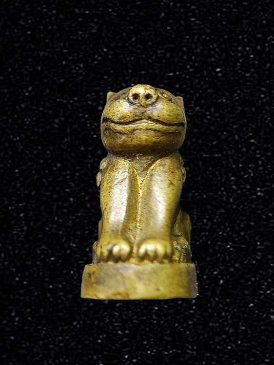 เสือเมตตามหาโชค ครูบาอริยชาติ วัดแสงแก้วโพธิญาณ จ.เชียงราย เนื้อทองเหลือง