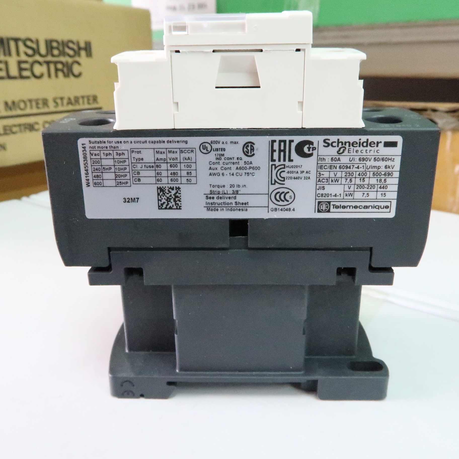 Magnetic Contactors LC1-D32M7 Coil 220V "Schneider"